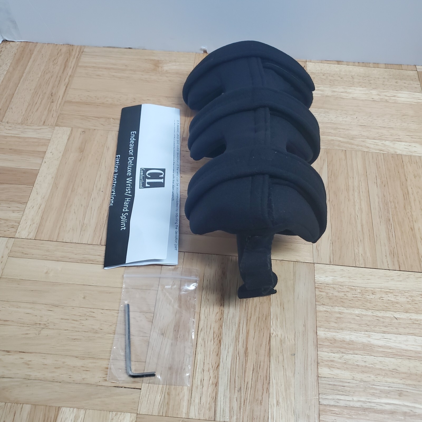 Comfortland Medical Endeavor Deluxe Wrist/Hand Splint 31-500