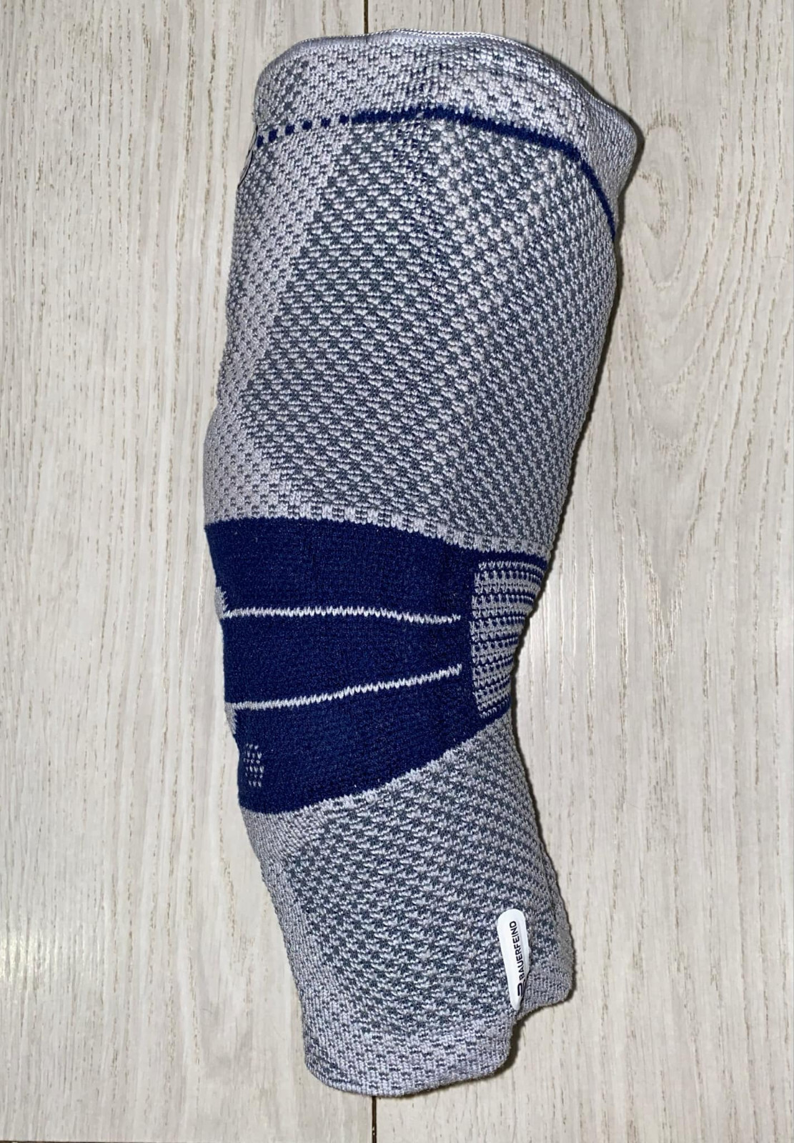 BAUERFEIND GENU TRAIN Mit Silikonrand A3 Size 3 Arthritis Knee Brace