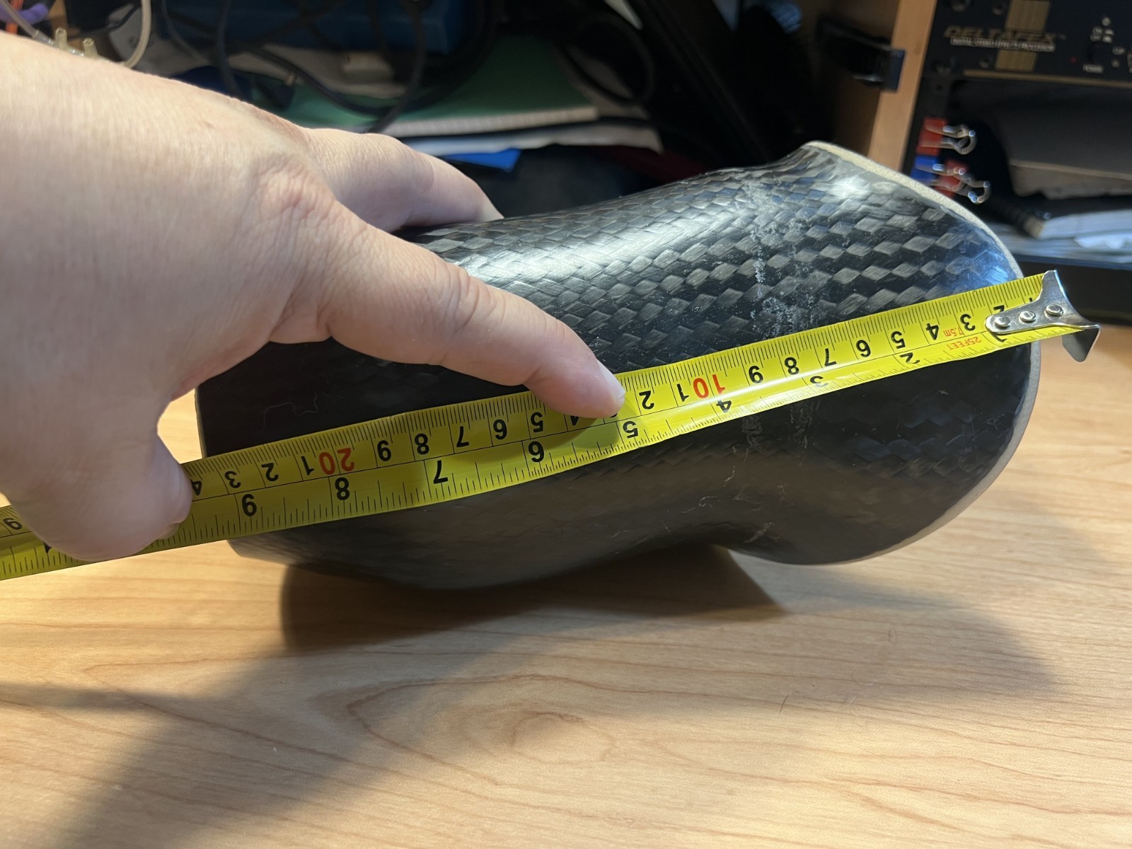 Right leg Below Knee (BK) Prosthetic Socket Carbon Fiber USED