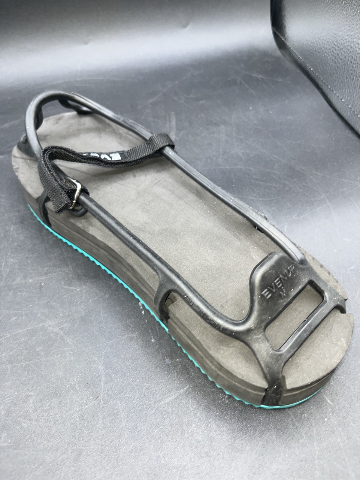 EvenUp Shoe Lift Balancer Leveler Size M Medium Men 8.5-10.5 Womens 9-11 Even Up