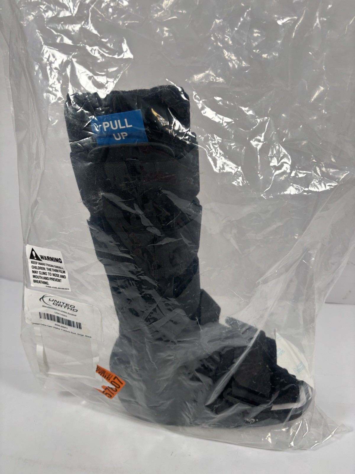 United Ortho Cam Walker Fracture Boot in Black Size Small New & Sealed
