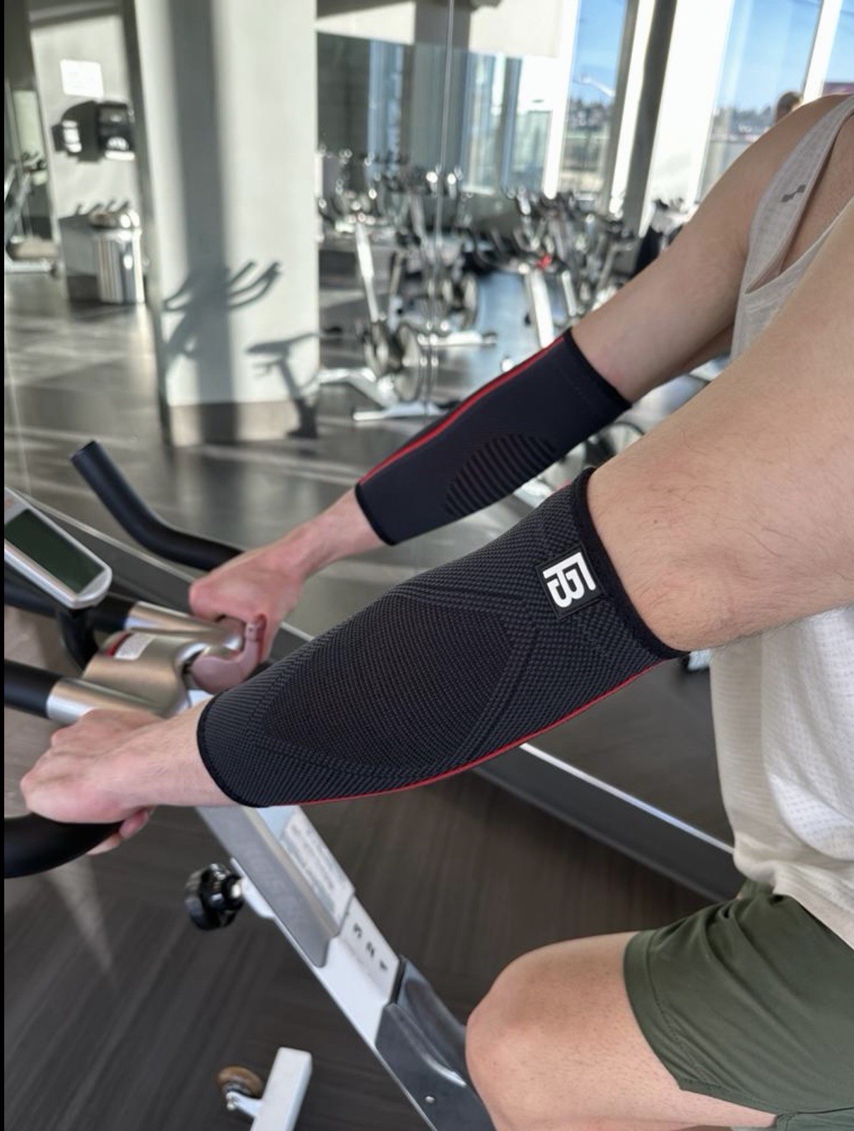 SB SOX Adjustable Compression Sleeves for Legs and Arms, Assorted Colors