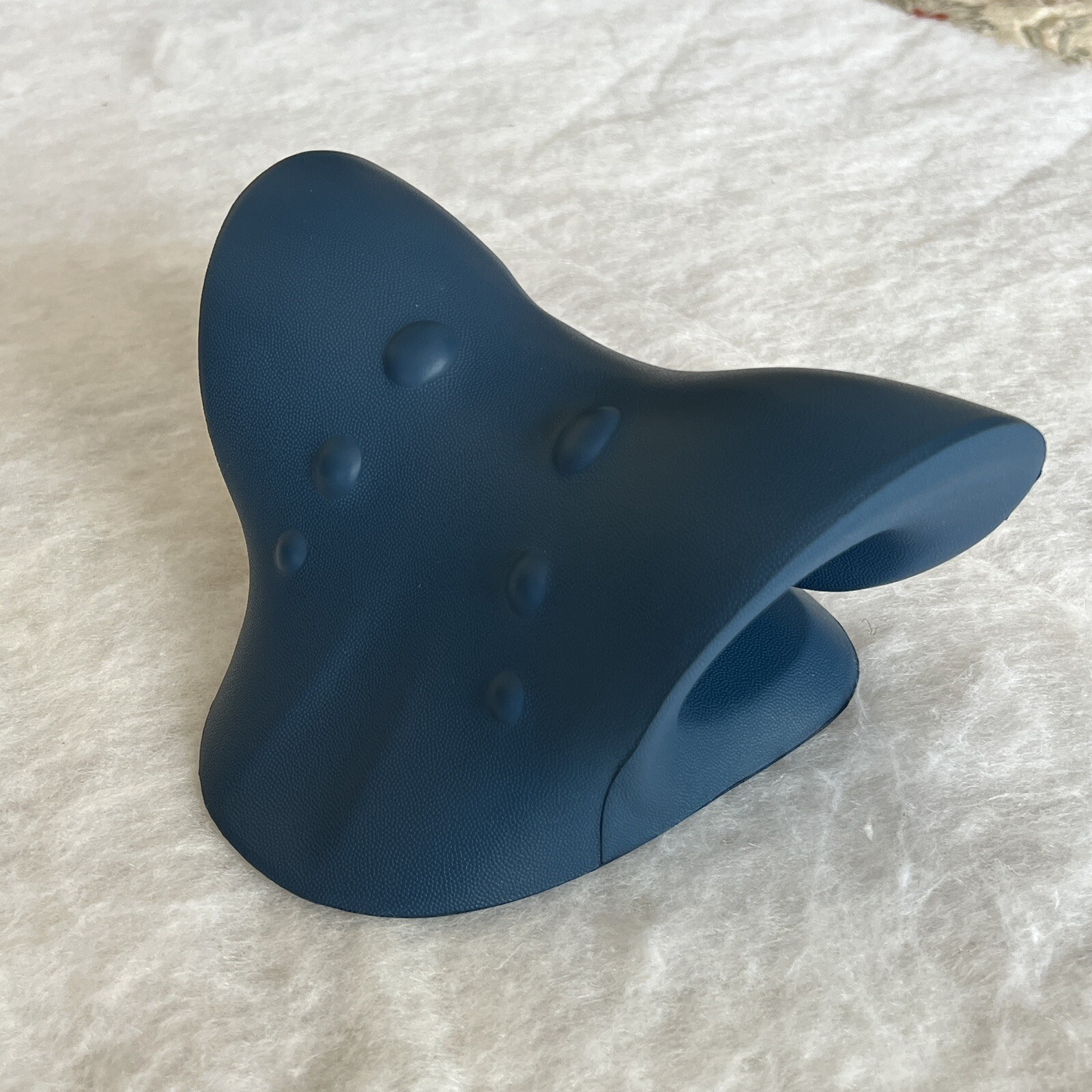 P. HEALTH NECK & SHOULDER RELAXER CHIROPRACTIC MEMORY FOAM PILLOW DARK BLUE