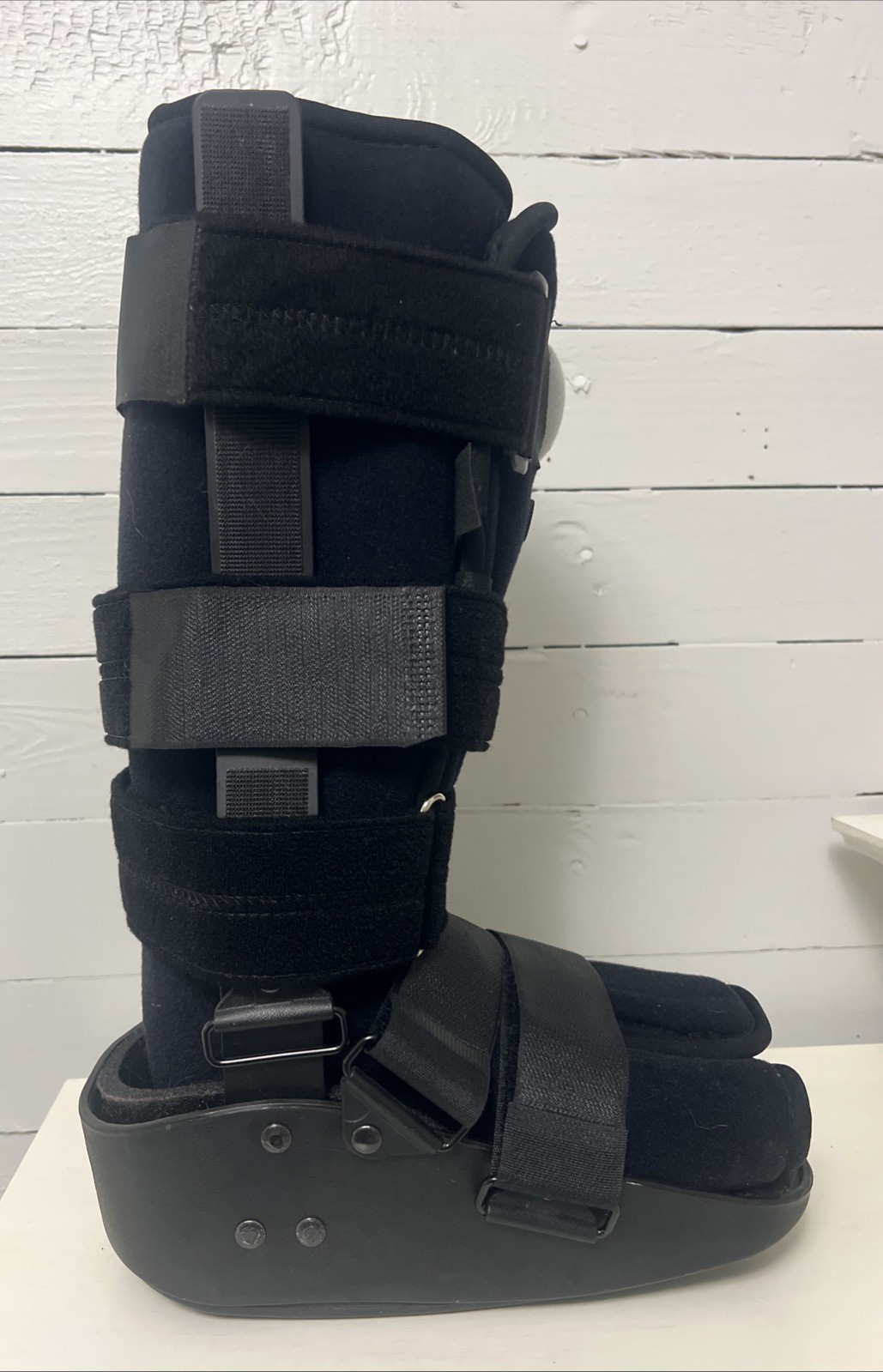 Maxtrax Small DJO Inflatable Ankle Foot Brace Walking Boot Preowned