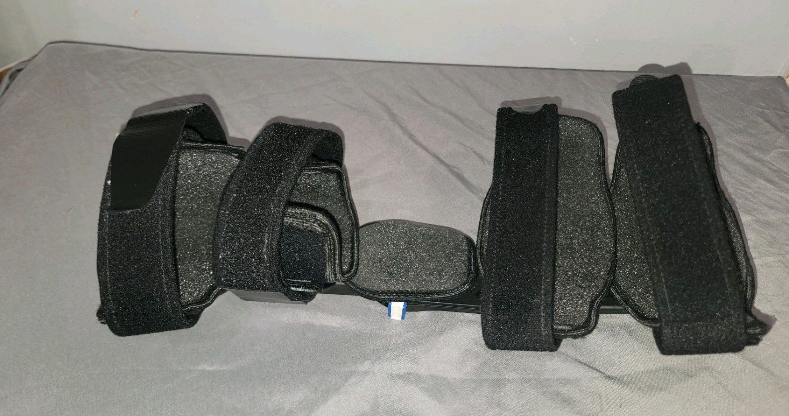 DeRoyal WARRIOR® POST-OPERATIVE ELBOW BRACE universal