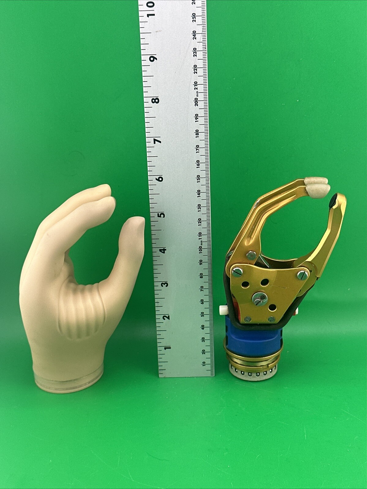 Ottobock Otto Bock SensorHand Speed Myoelectric Prosthetic Hand Left PARTS ONLY