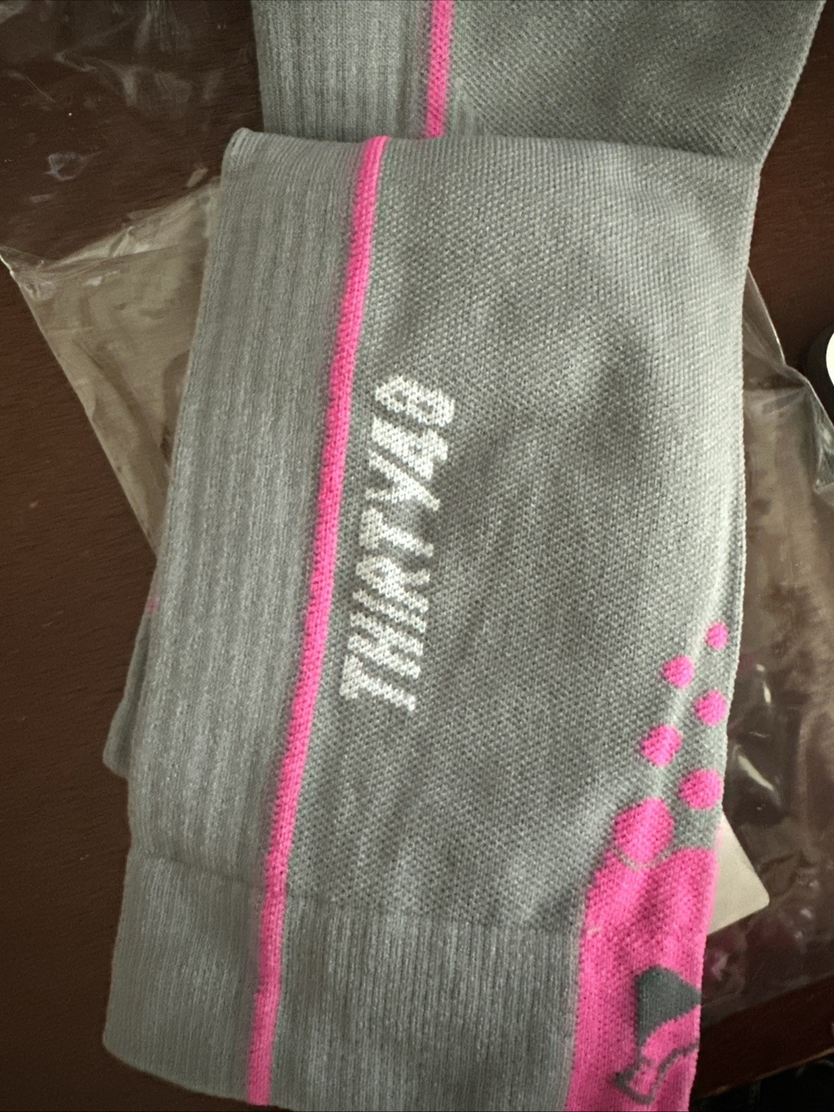 Thirty48 compression socks lg gray pink