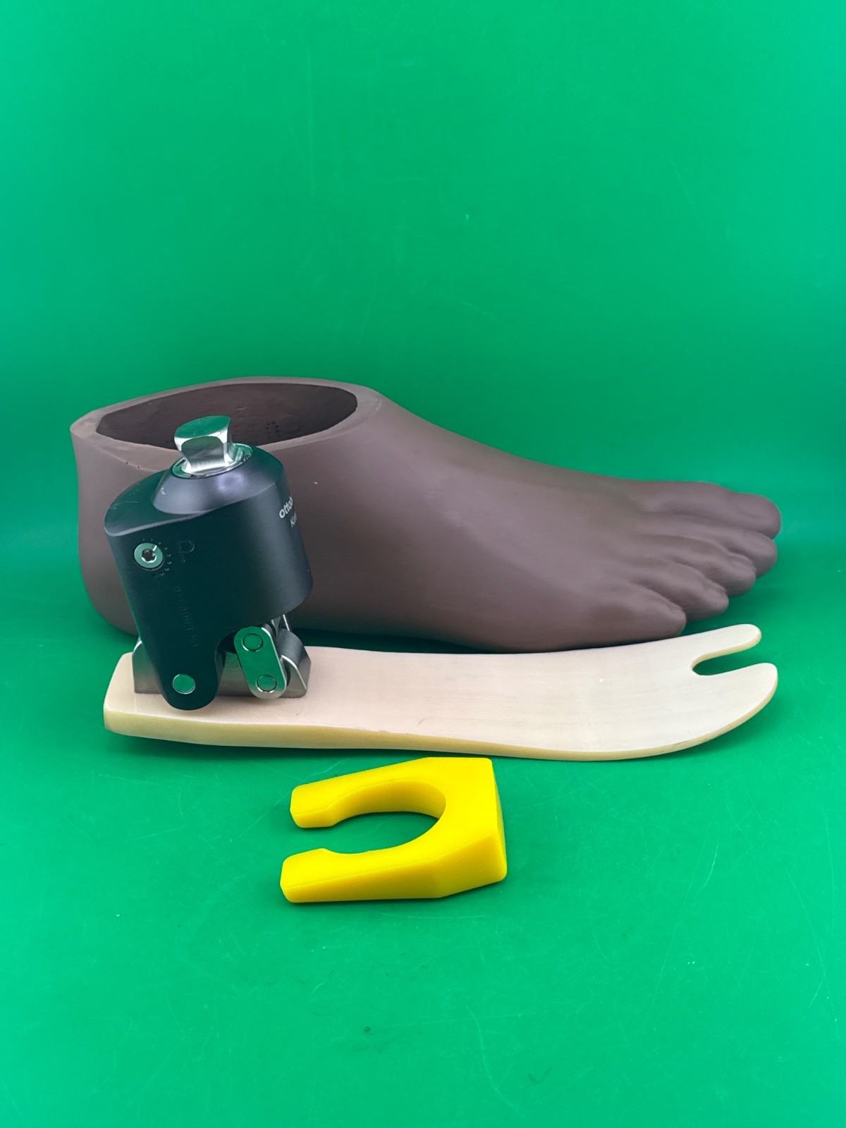 OTTOBOCK Otto Bock Freedom Kintrol Hydraulic Prosthetic Foot Size 27 Cat 2 right