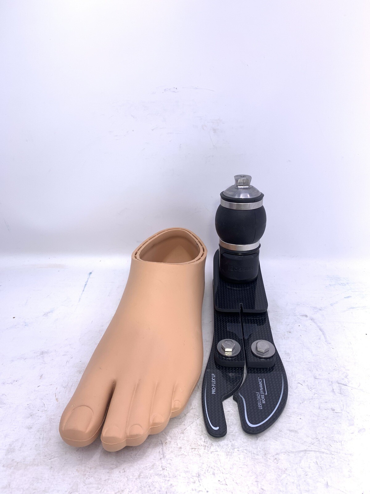 ossur pro-flex Lp Torsion prosthetic foot. Sz 28. cat. 4. Perfect Condition