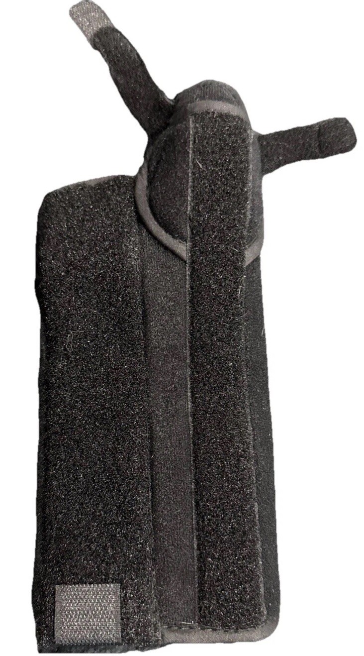 DJO Right Wrist Brace Adjustable Black Adult One Size Fits Most