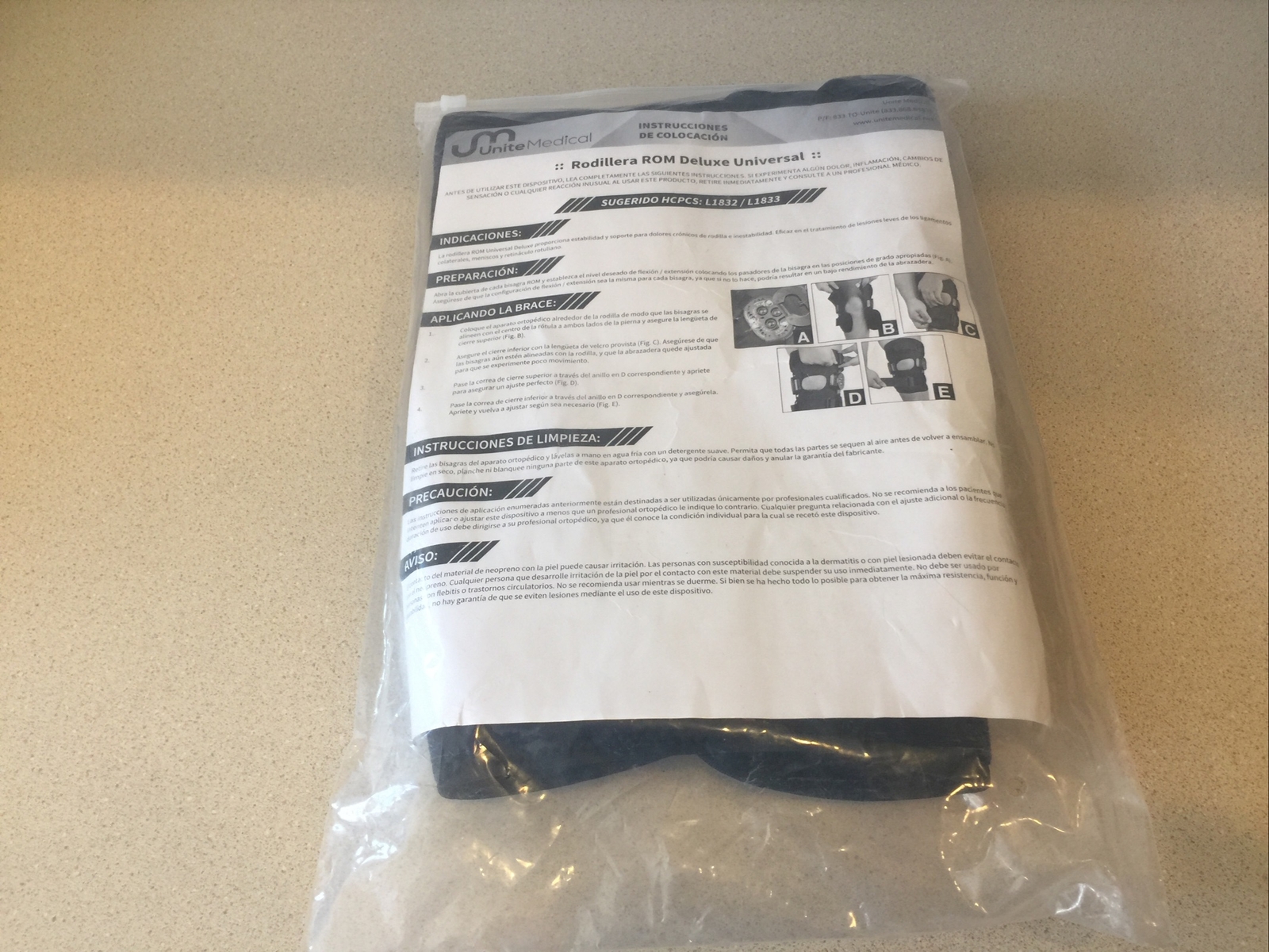 Unite Medical Deluxe Universal Hinged Knee Brace KO-3233-1