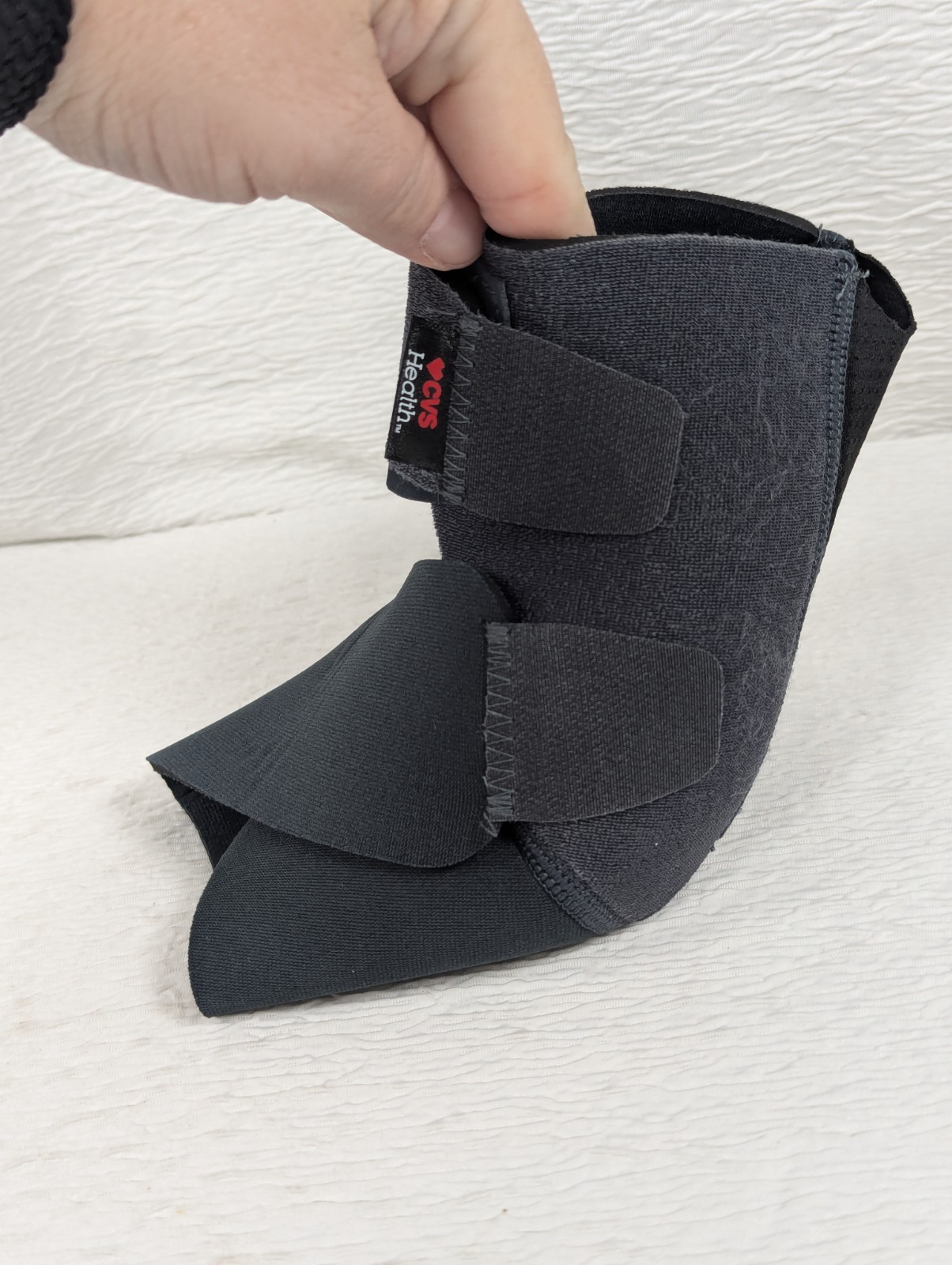 CVS Health – Comfort Compression Support Ankle Mod Support One Size Black