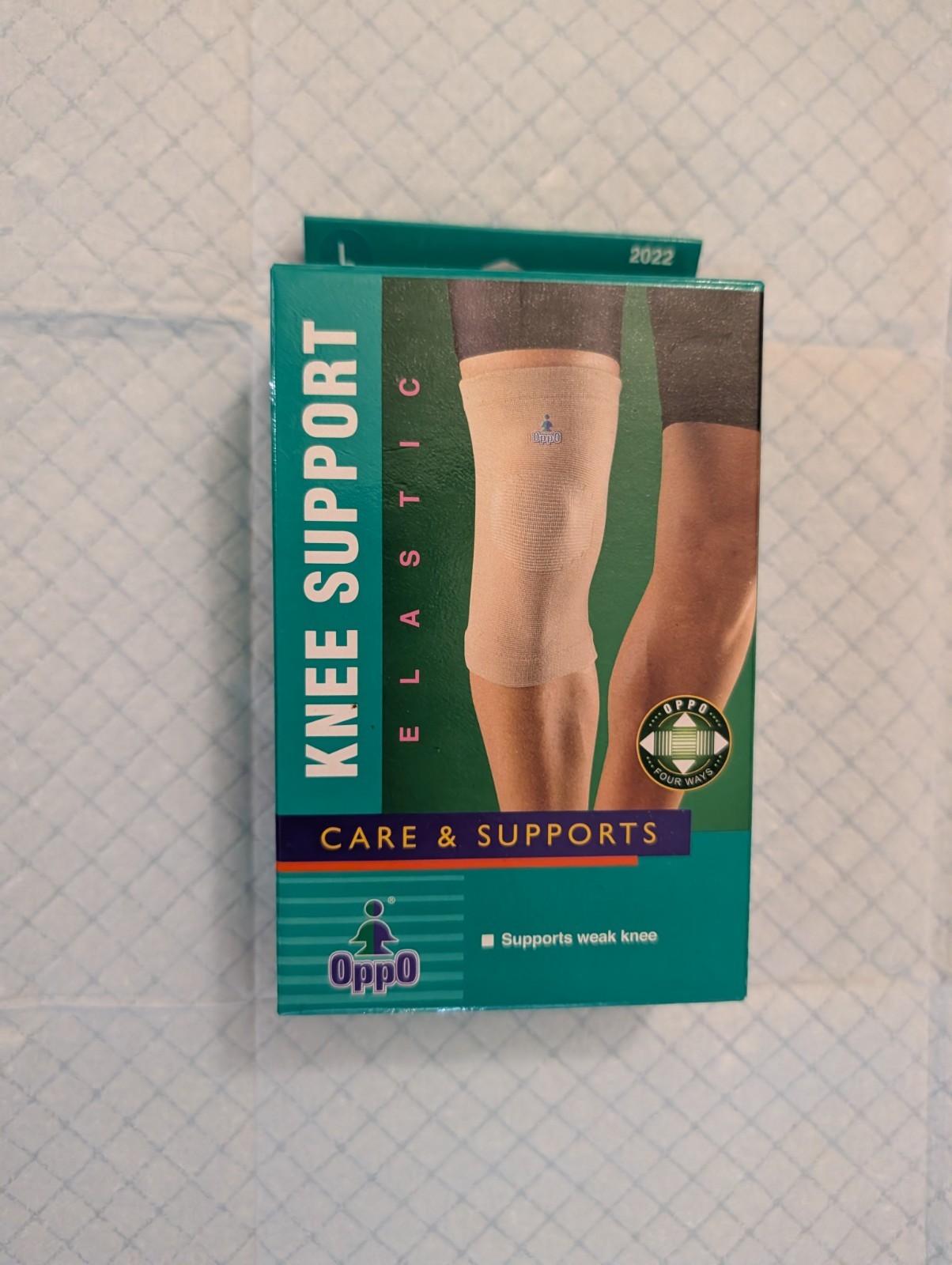 Oppo Elastic Knee Support – Size L