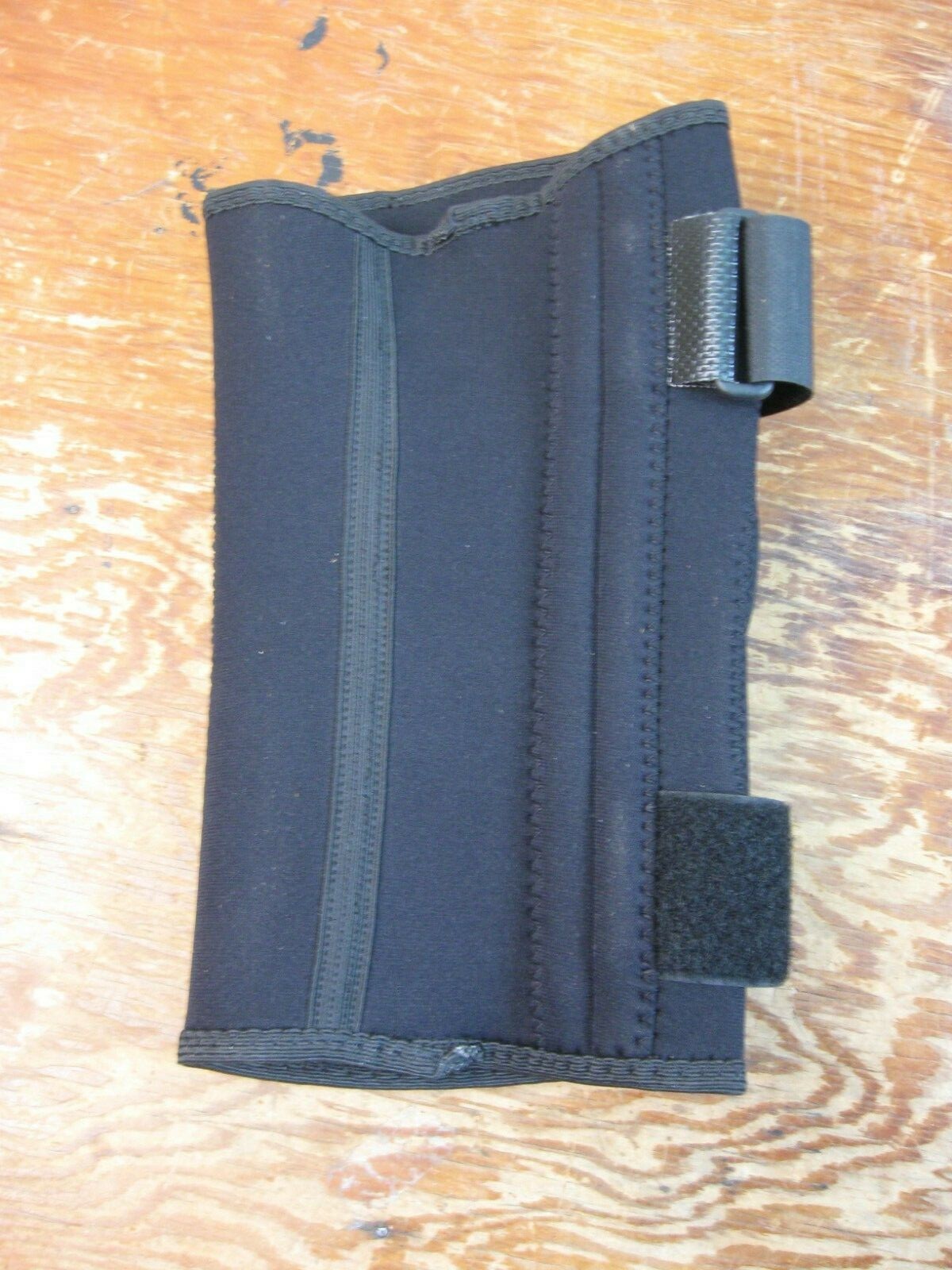 Lot of 3 Leg Braces 2 Mueller and 1 Mcdavid New without packaging