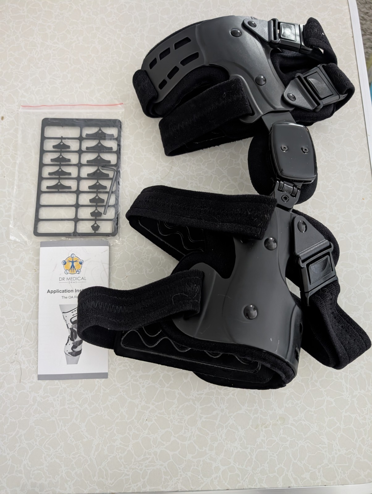 NEW Set Of 2 Dr Medical DRMS The OA Reliever R/L Knee Brace KB-138L Universal