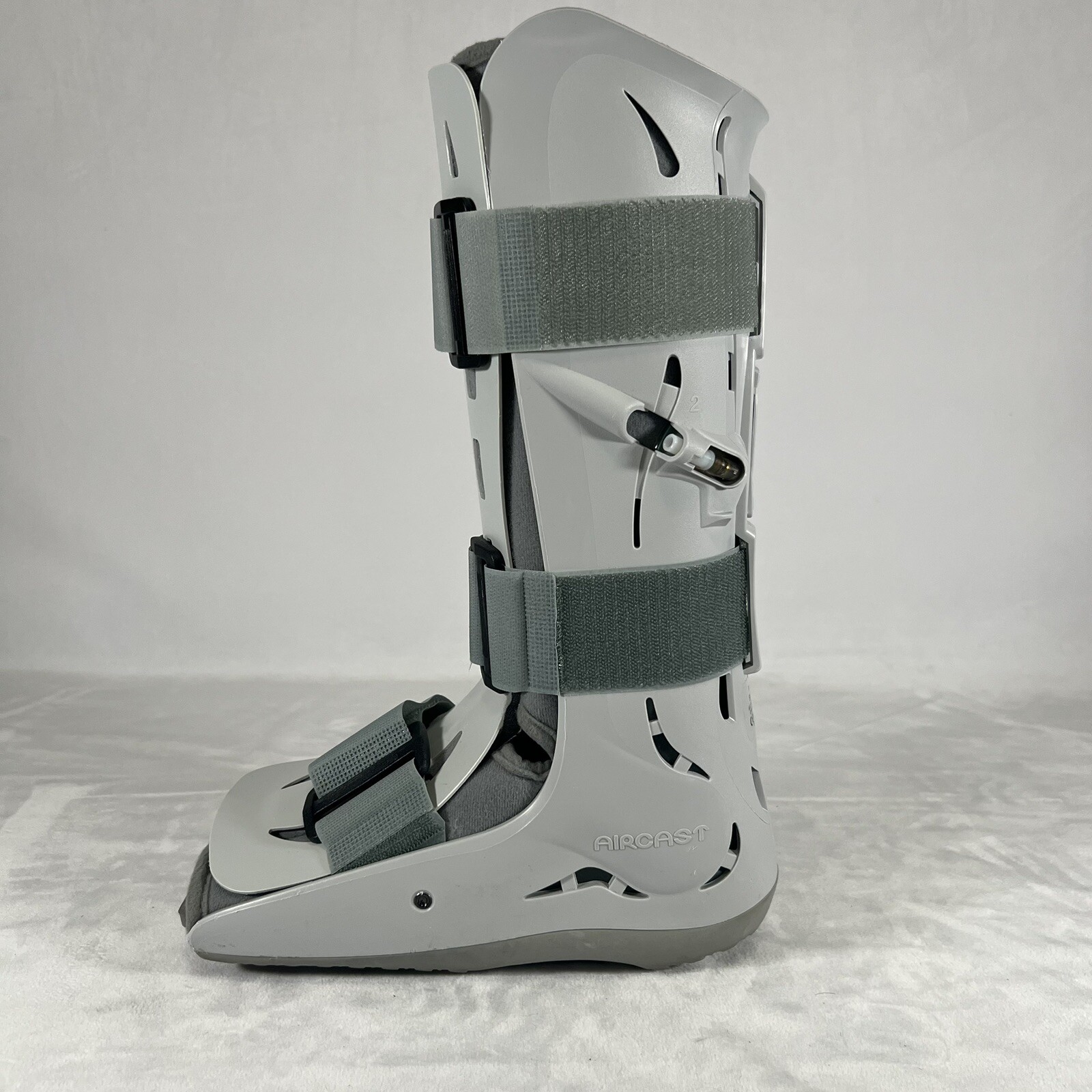 Aircast FP Walker Walking Brace/Walking Boot Foam Pneumatic Size Small 01F-S