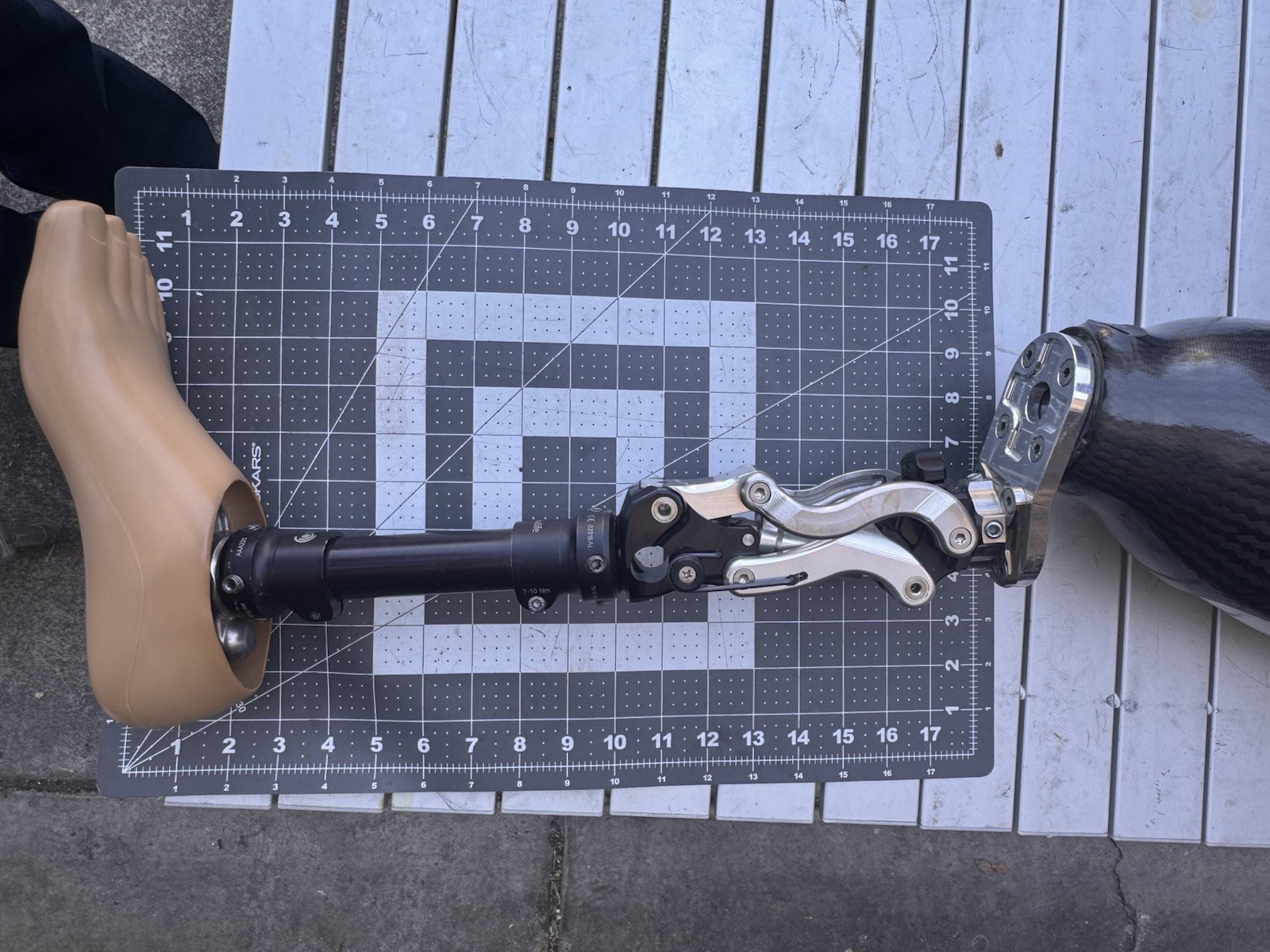 Complete Above-Knee Right Prosthetic Leg. Trulife, Ossure, Kiss, Lapoc/Swan
