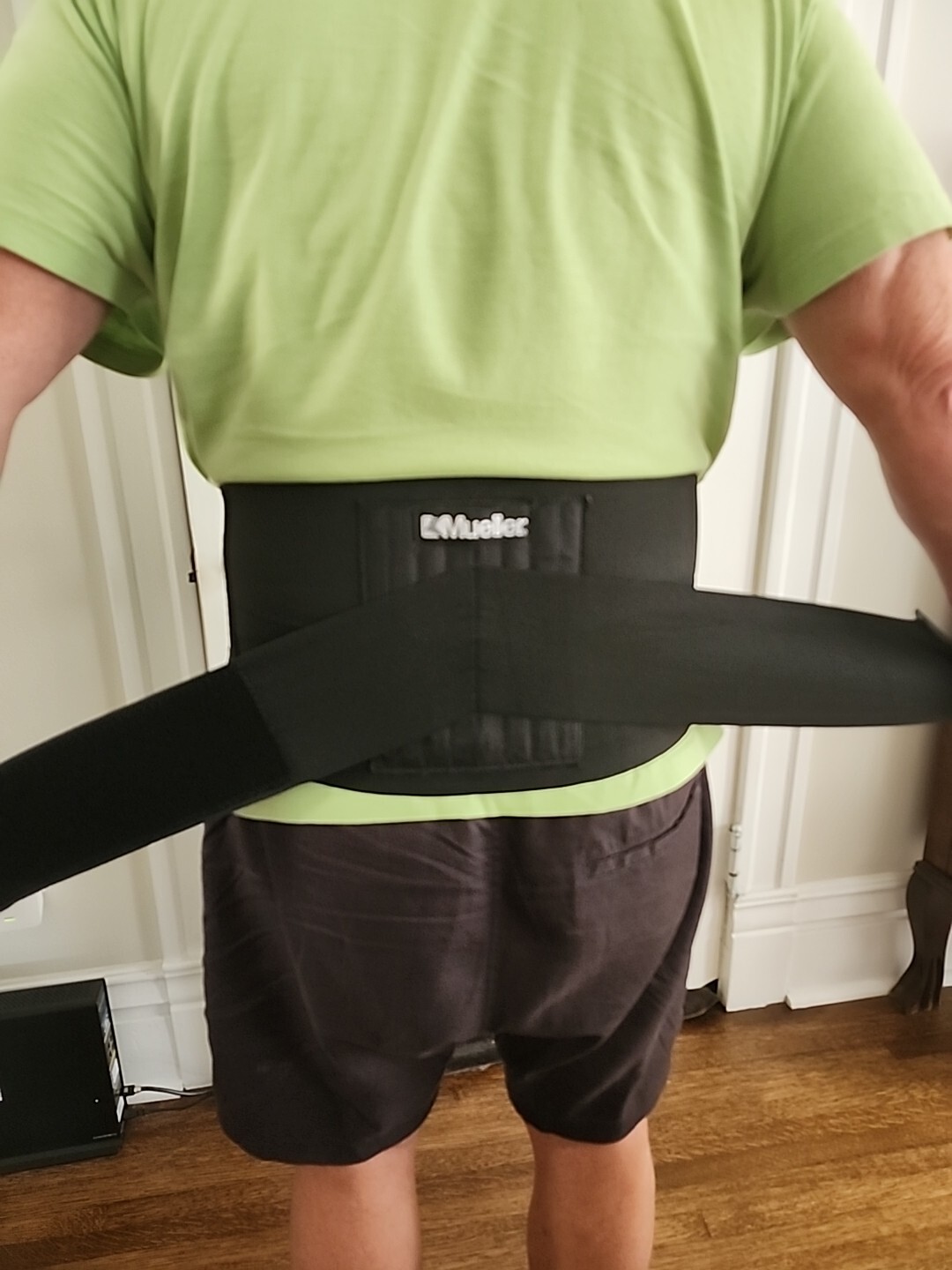 Mueller Lumbar Support Back Brace Pad Custom Fit 28″- 50″ Waist