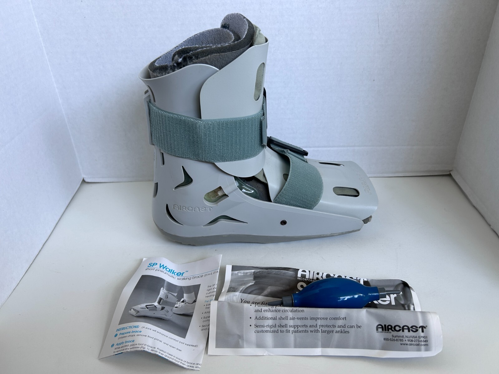 SP Walker Pneumatic Boot WALKING BRACE size Medium, VGC