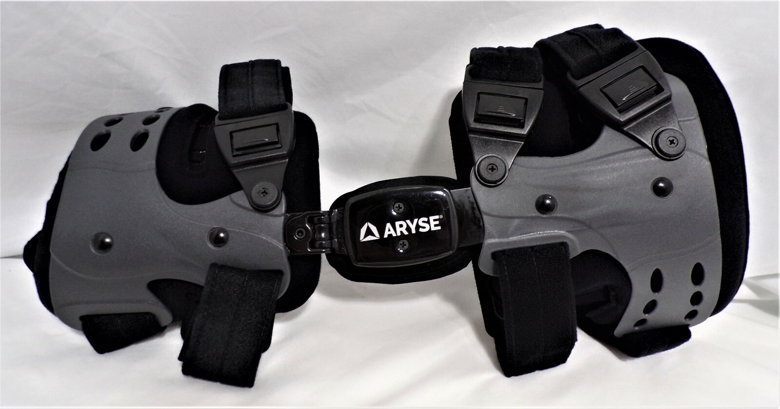 ARYSE Right METFORCE OA Universal Hinged KNEE BRACE for Tears, Fractures, etc..