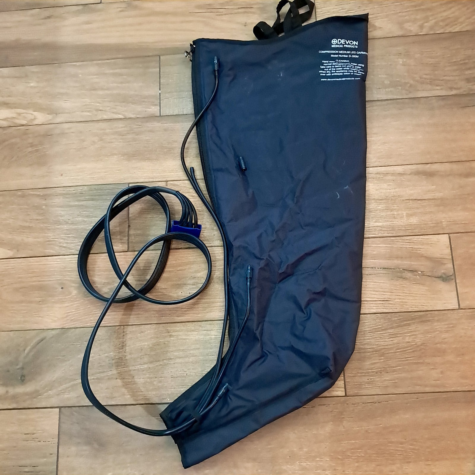 Devon Compression Therapy Garment 4 Chamber CircuFlow Leg Medium D-300M READ