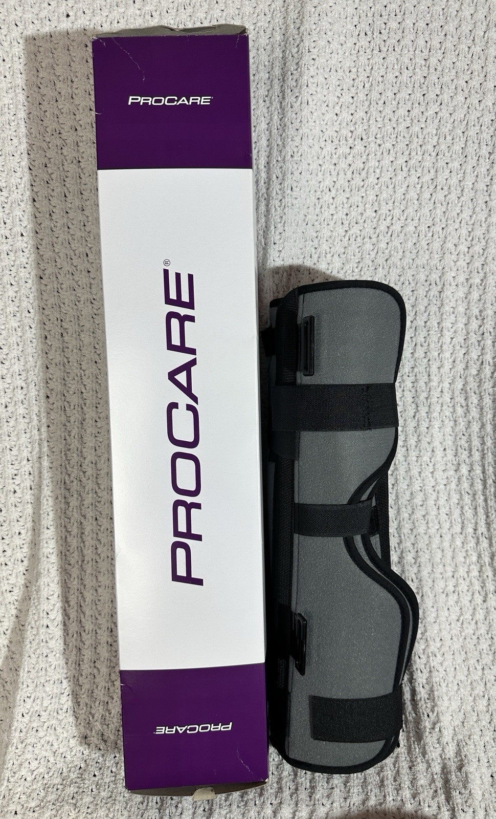 Procare 16” 3 Panel Knee Splint Knee Immobilizer One size Fits Most New Open Box