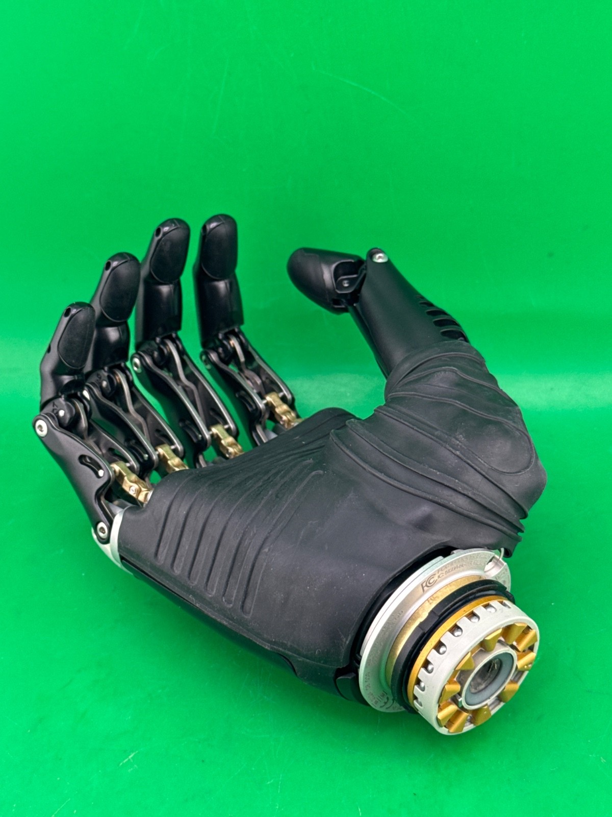 Ottobock Otto bock EQD bebionic 8e70=R-M prosthetic hand. New. Right. Size med.