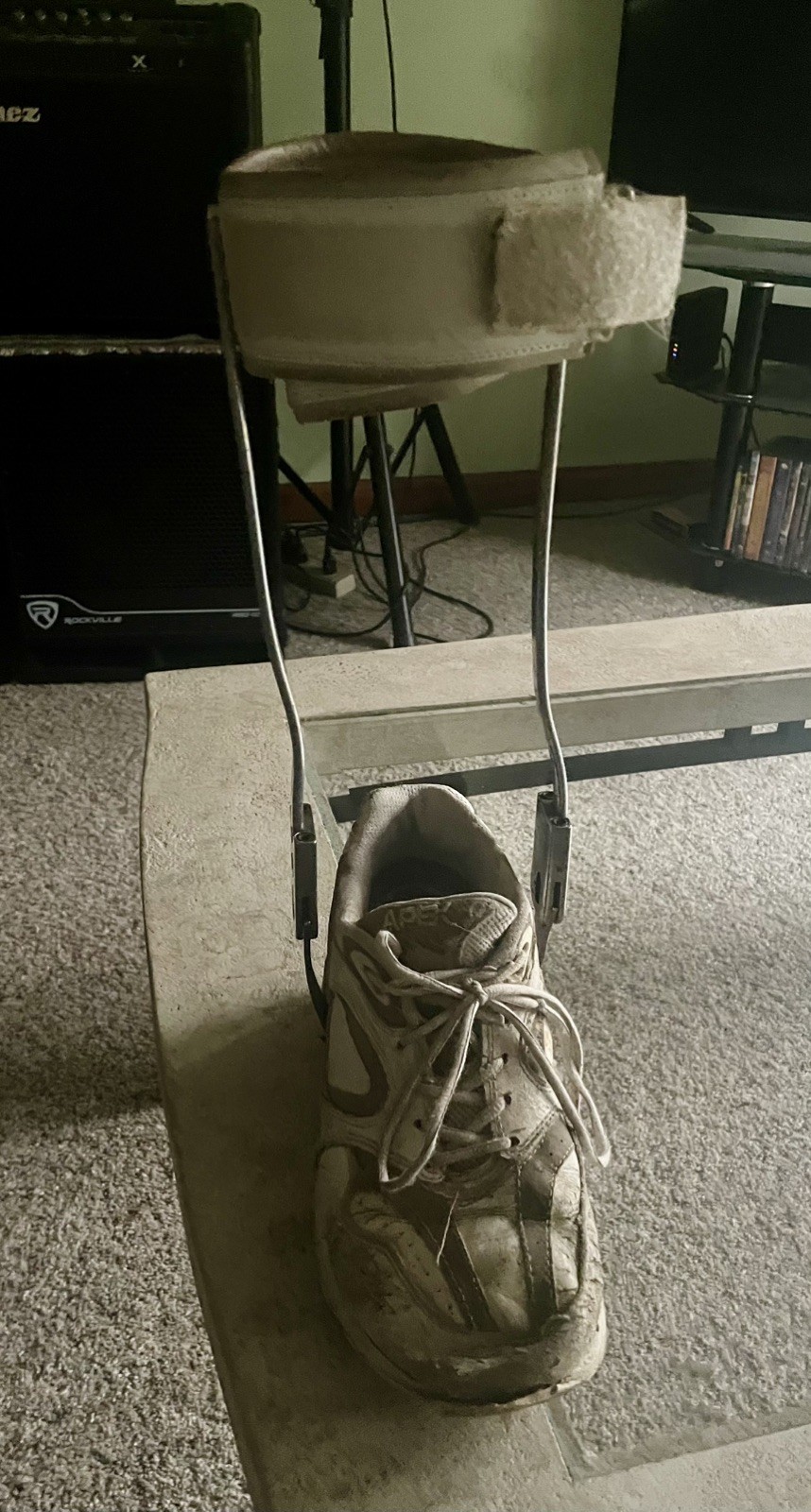 Leg Ankle Brace. Right 9 wide