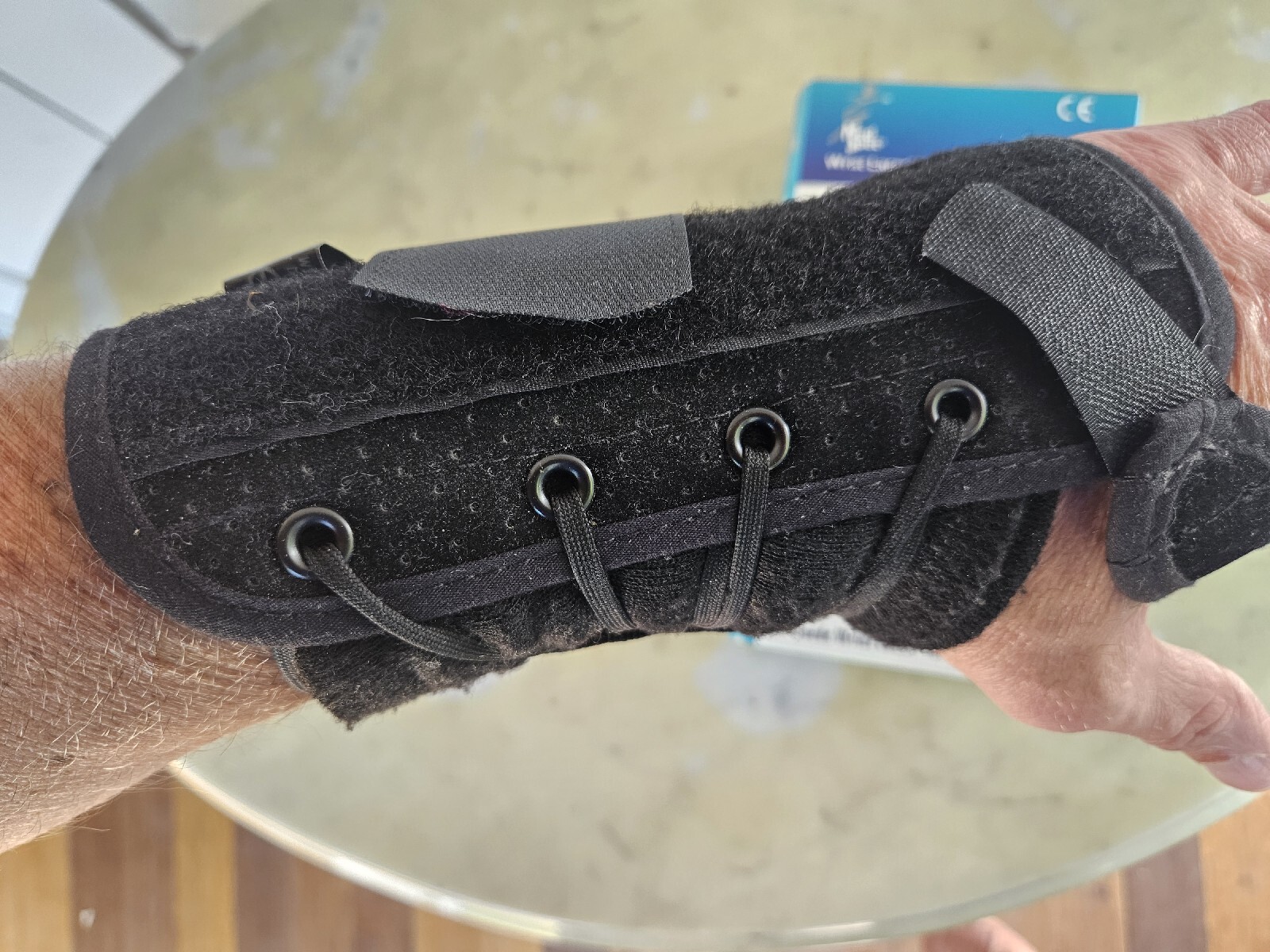 Left HAND ARM MED SPEC WRIST LACER 8″ Suede BLACK WRIST BRACE Support X-Small