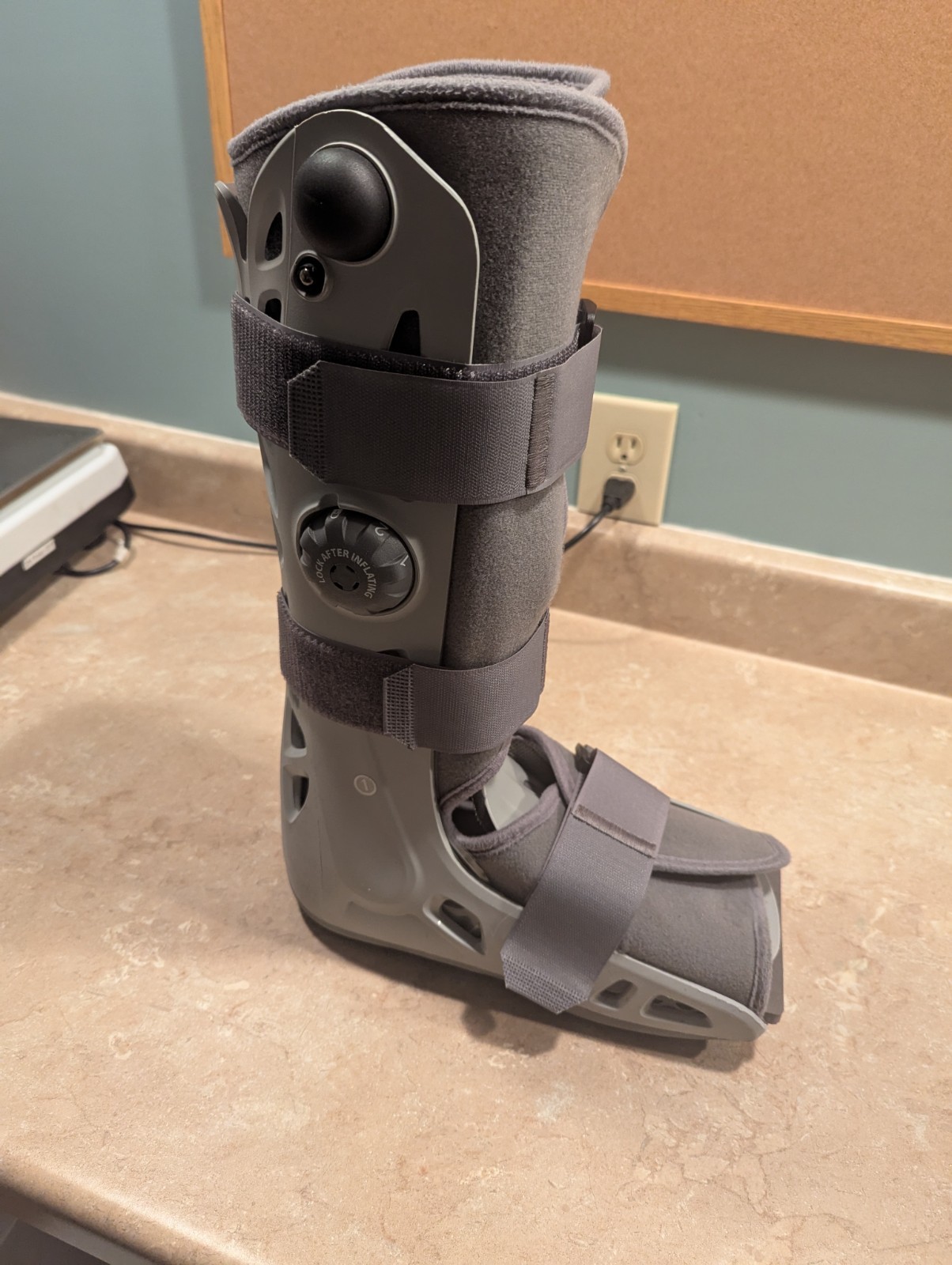 Aircast AirSelect Walker (Standard) DJO Brace/Walking Boot Size Large