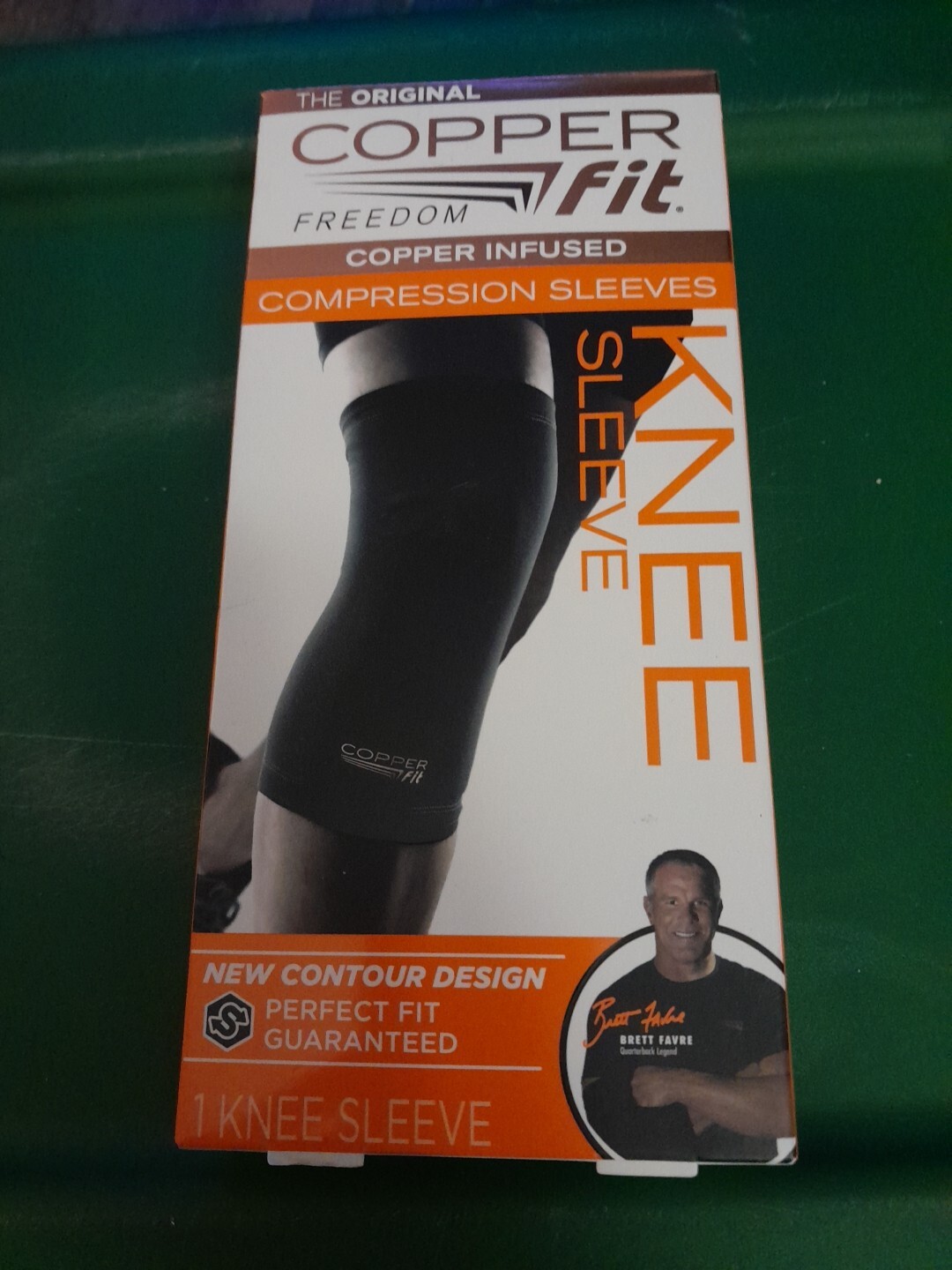 Copper Fit Freedom Copper Infused Compression Knee Sleeve – Size L – Black