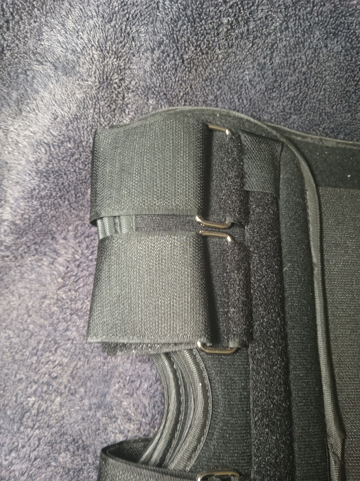 Alpha Medical Three Panel Knee & Leg Immobilizer, Knee Splint, Knee Brace 12″
