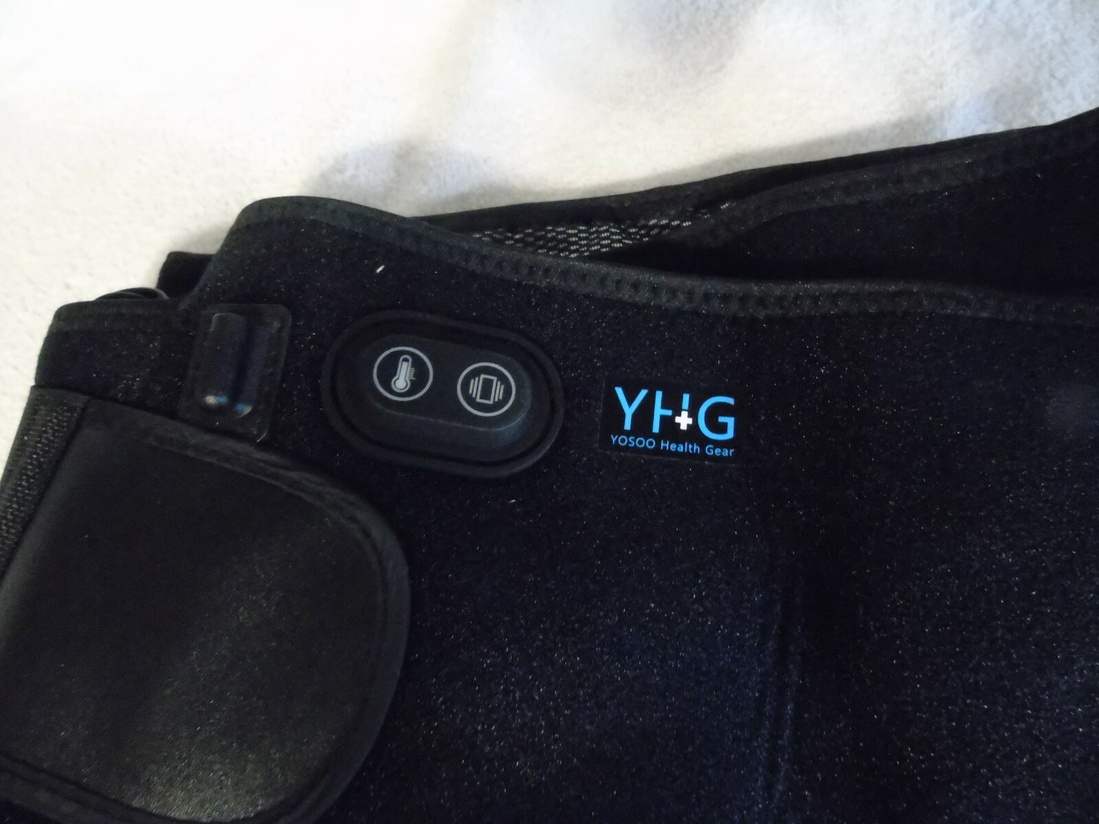 YHG Yosoo Health Gear Back Brace New Without Tags 40″ Vibrates