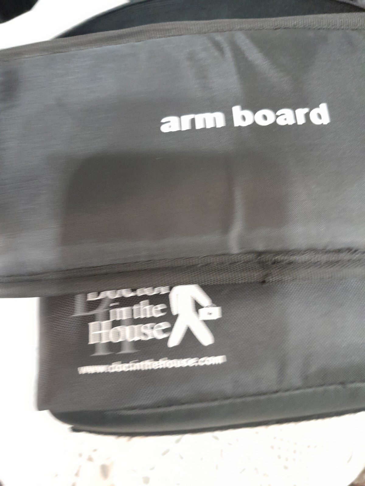 Doctor in the House Medical No Neck Straps, EZ Arm Sling & Shoulder Immobilizer