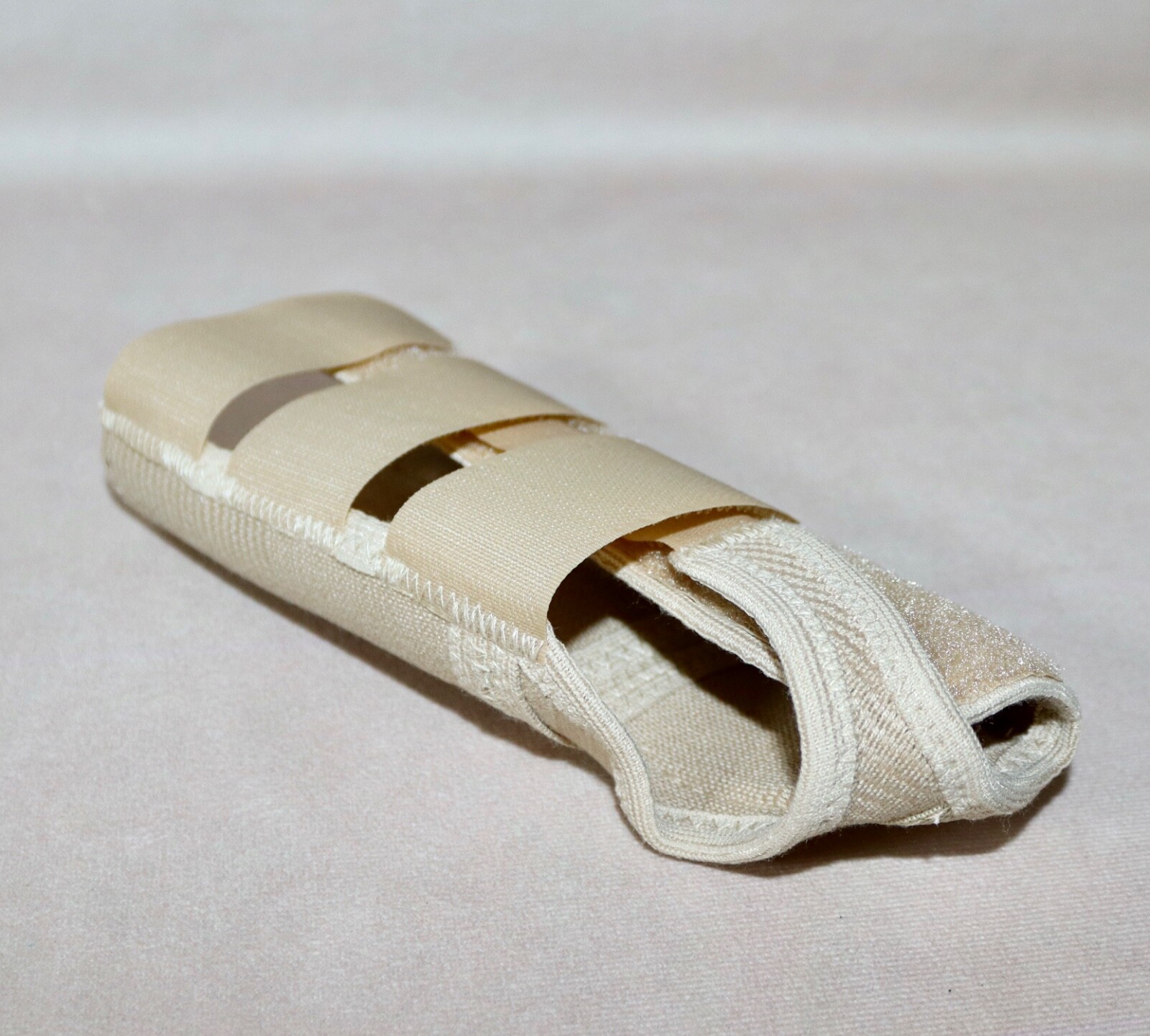 Biomet Bracing Elasto Fit Wrist Support ~ Adult Left Small ~ Beige #204123 NEW