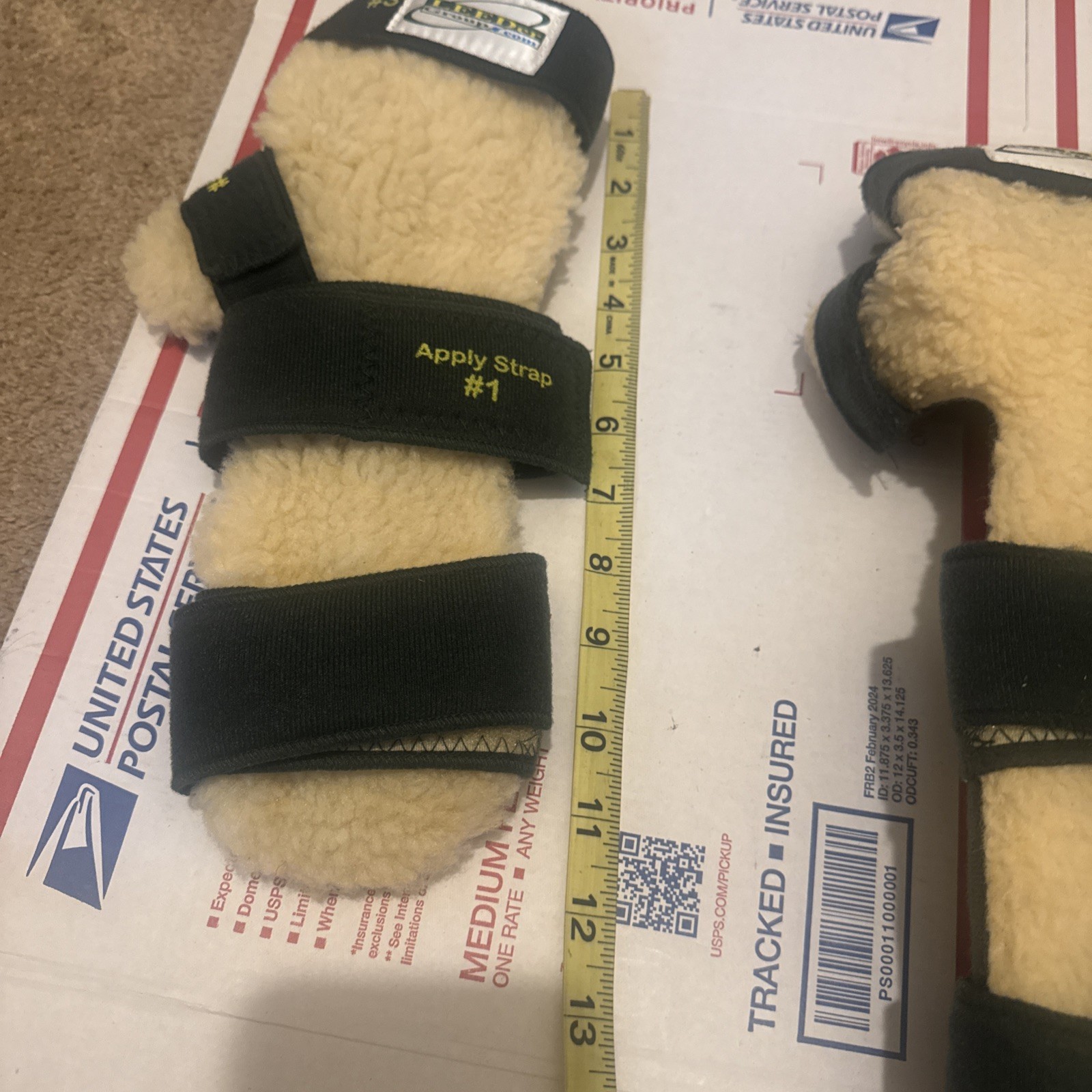 LEEDer Rest® Foam / Wire Right Hand Green Beige Sherpa Splints