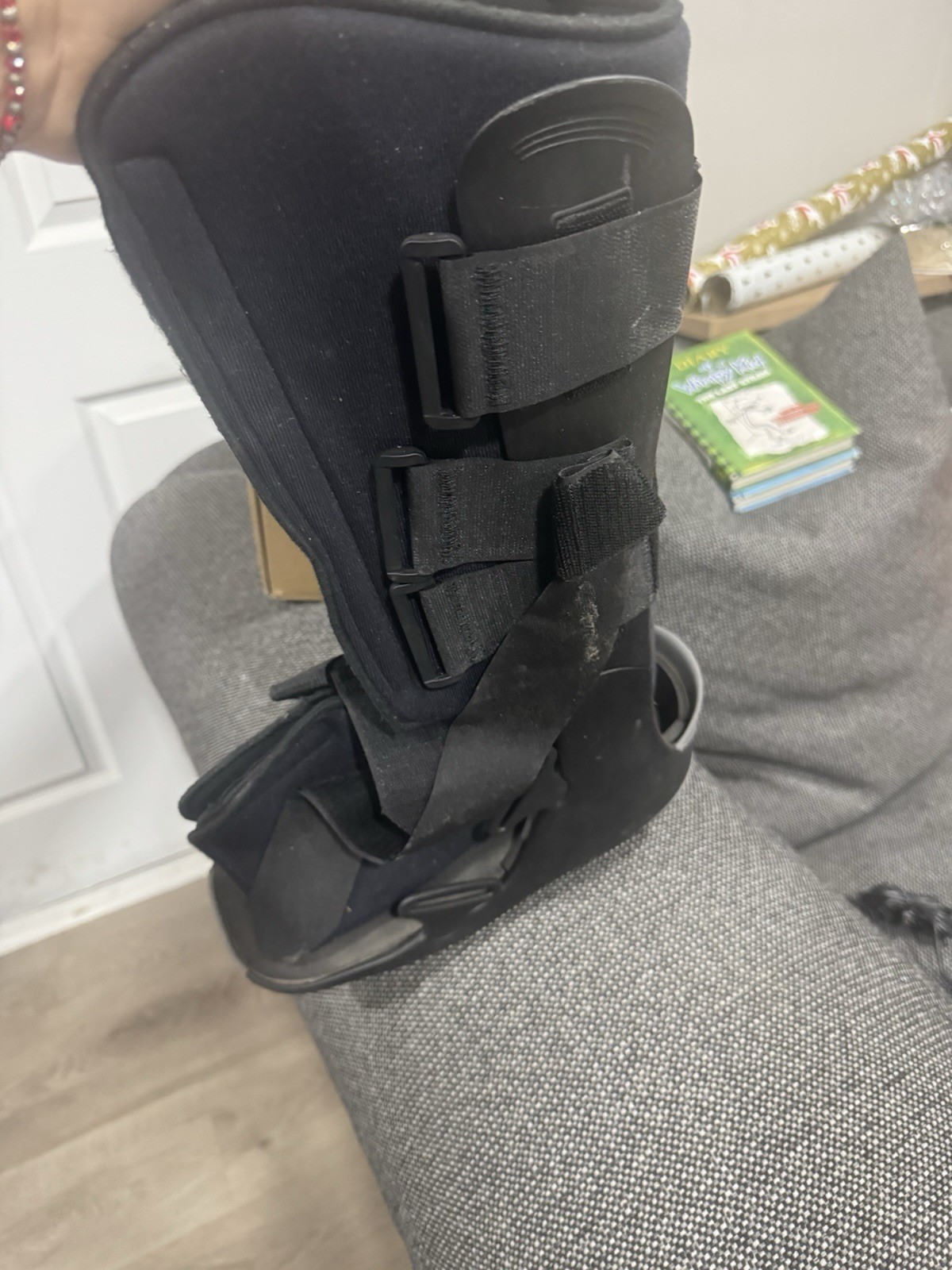 Maxtrax DJO.LLC Walking Boot Medium Fracture Post Surgery Rehabilitation.