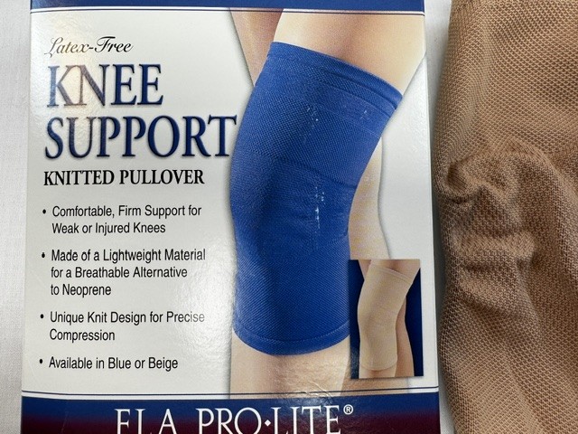 FLA Small Pro-Lite Knee Support Knitted Pullover Beige