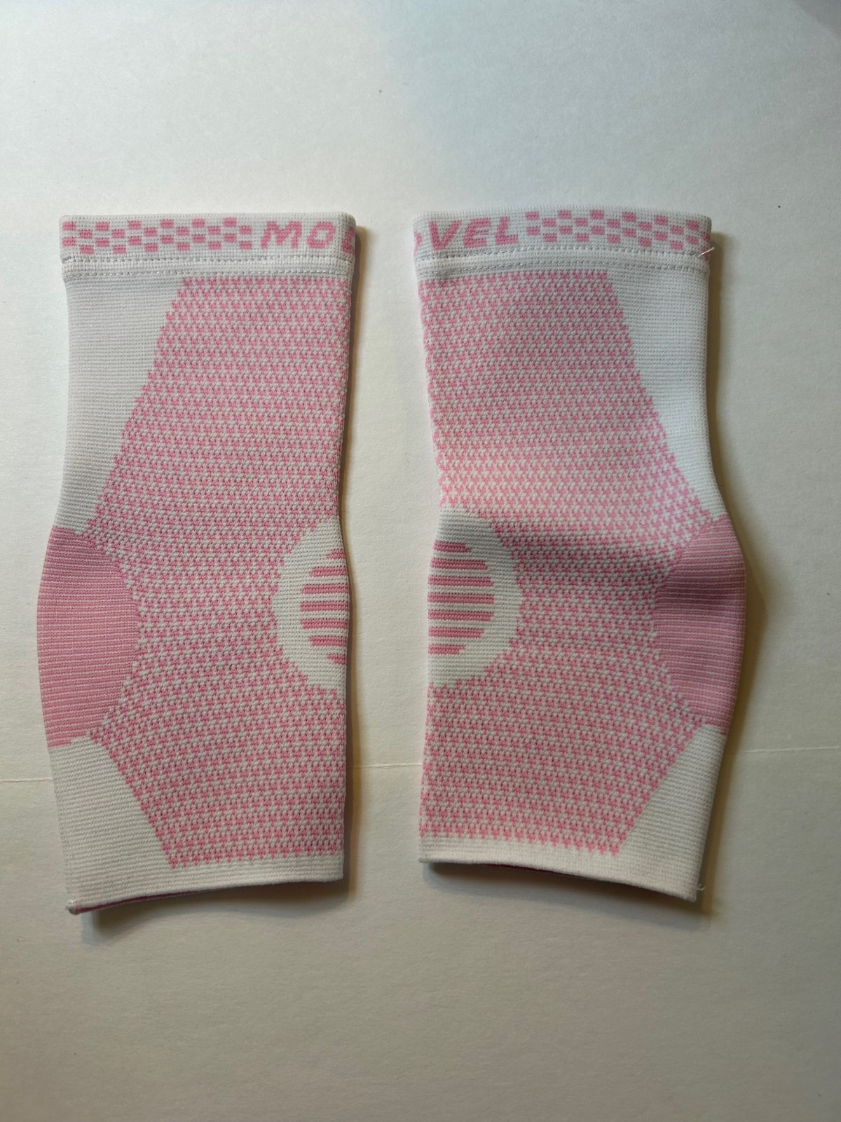 New Pink Compression Ankle Foot Brace Support Sleeve Size Medium