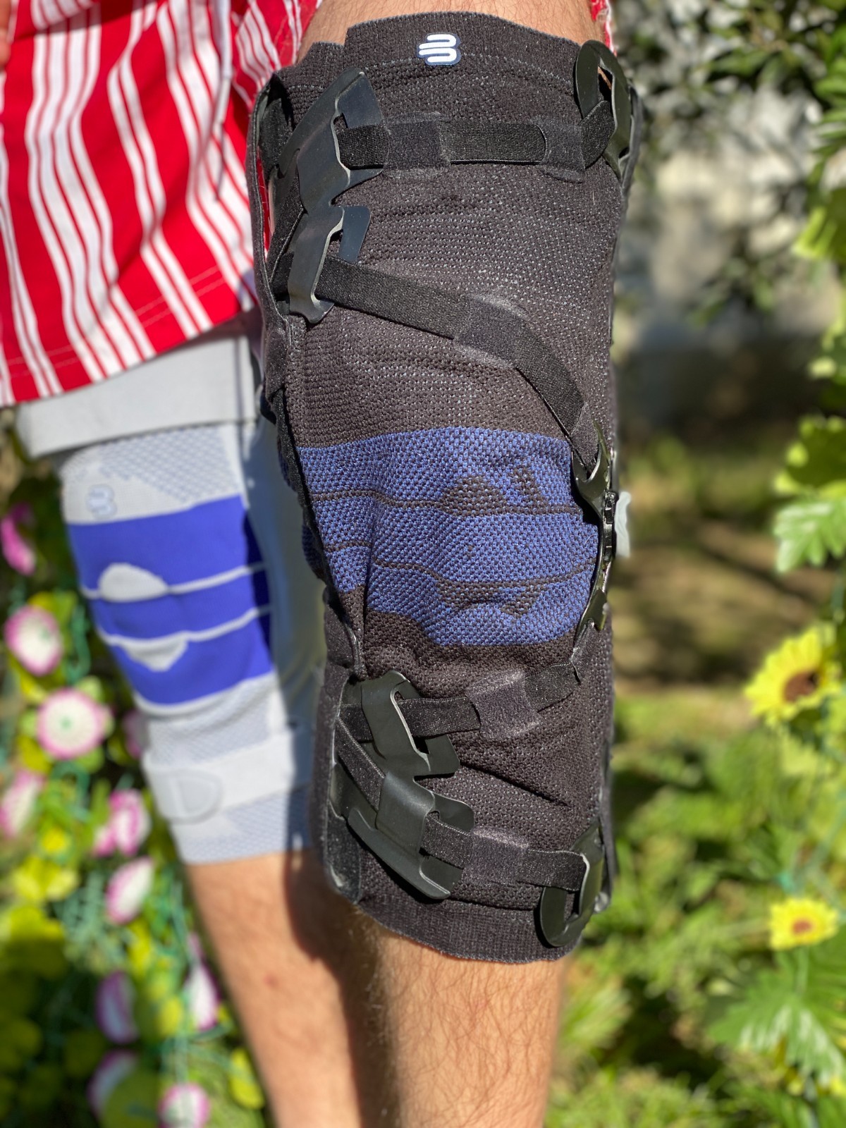 Bauerfeind GenuTrain OA Size 5 Knee Brace Support ACL Right Medial Left Lateral