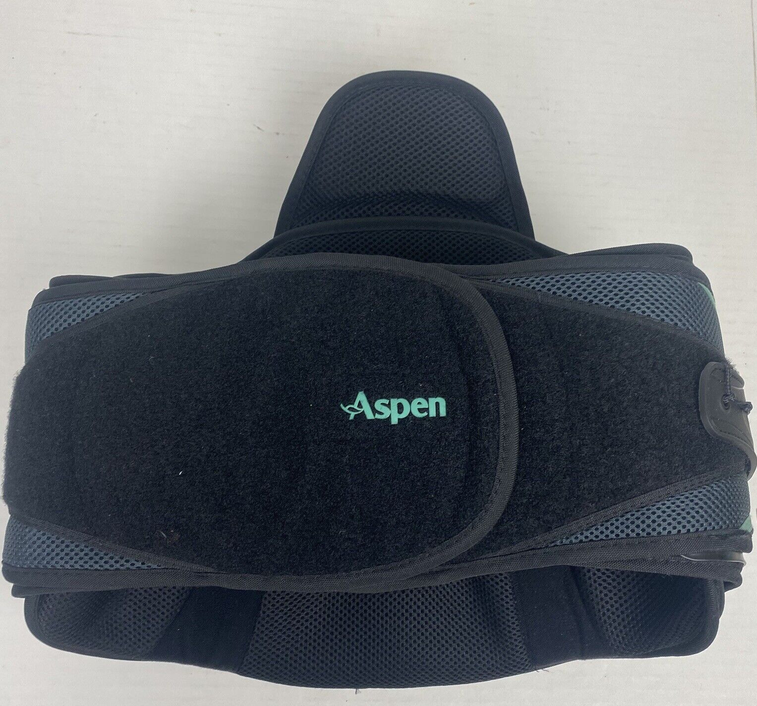 Aspen Vista 637 Back Brace One Size Fits Most Black Adjustable Support Motion