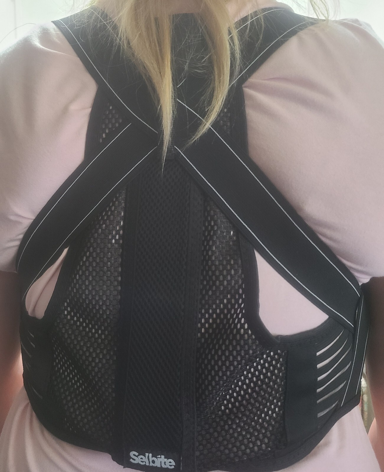 Posture Corrector for Women & Men – Adjustable Mid and Upper Back Brace New