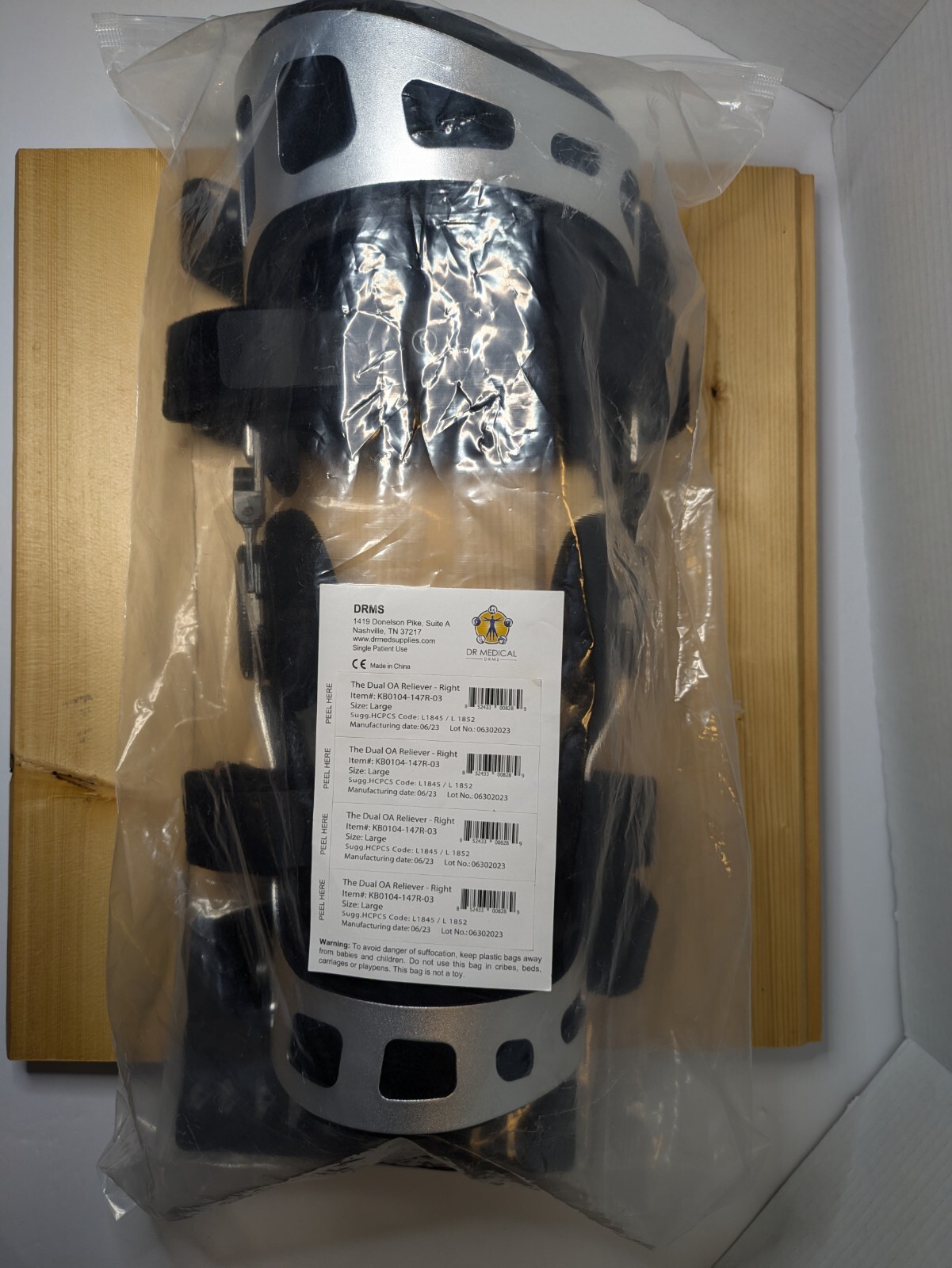 Dr Medical DRMS The DUAL OA Reliever Large Right Knee Brace KB0104-147R-03