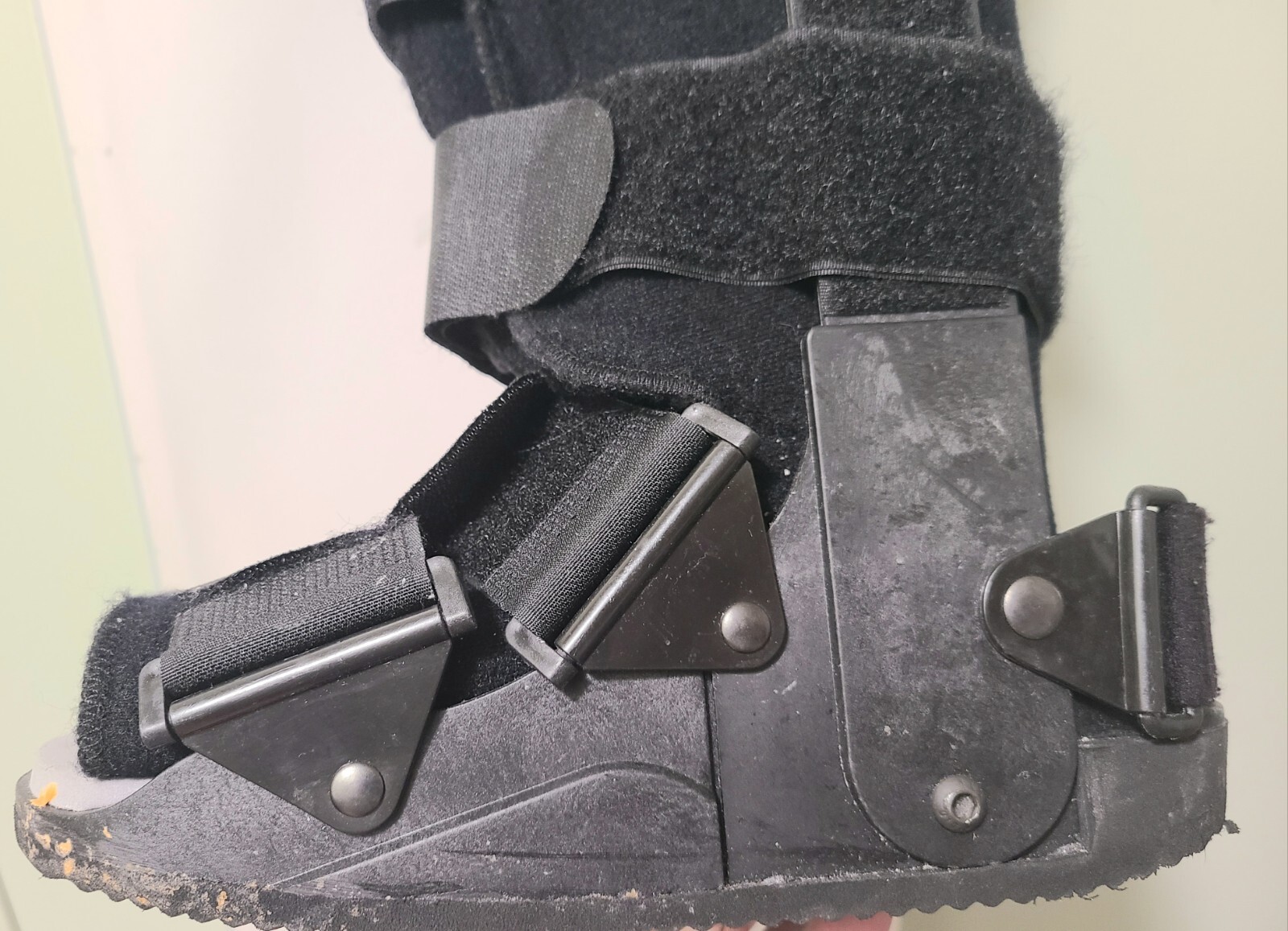 DeRoyal Small S Black Walking Boot Foot Brace