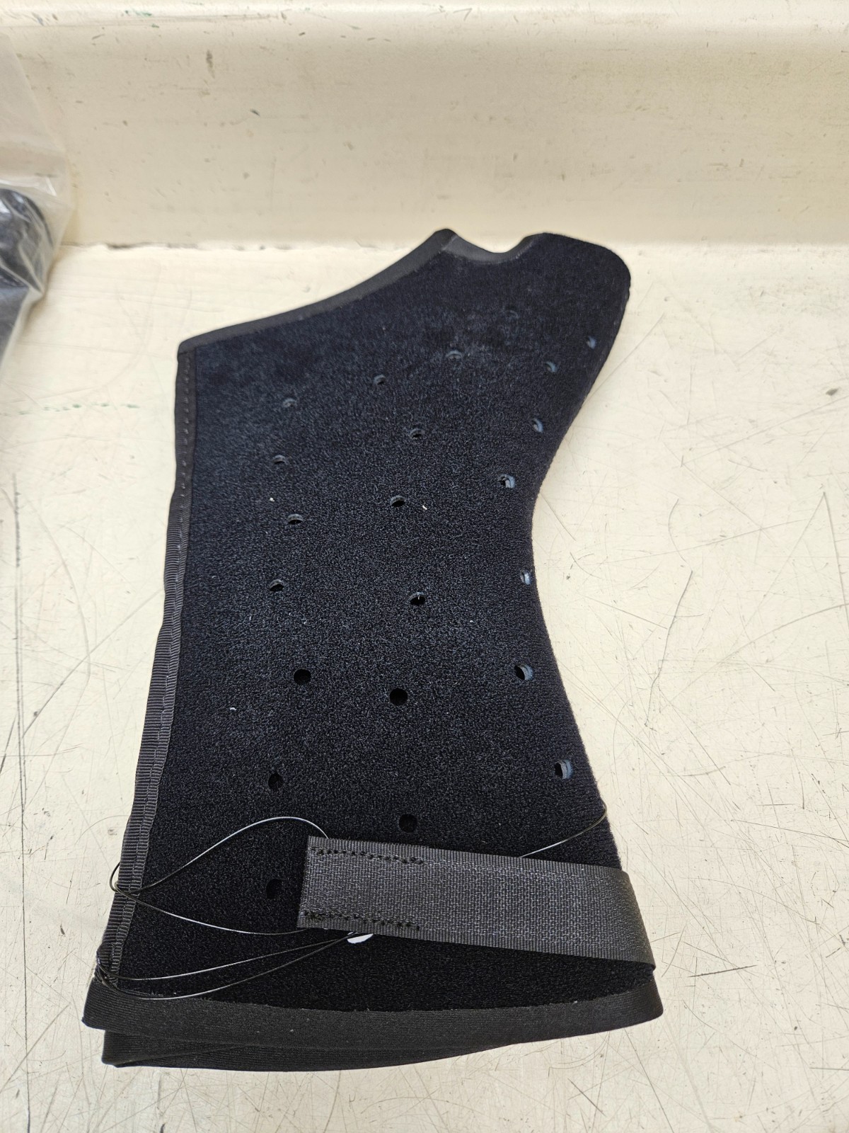Lot Of 2 EXOS Right Short Arm Fracture Brace Open Thumb P/N: A-414209
