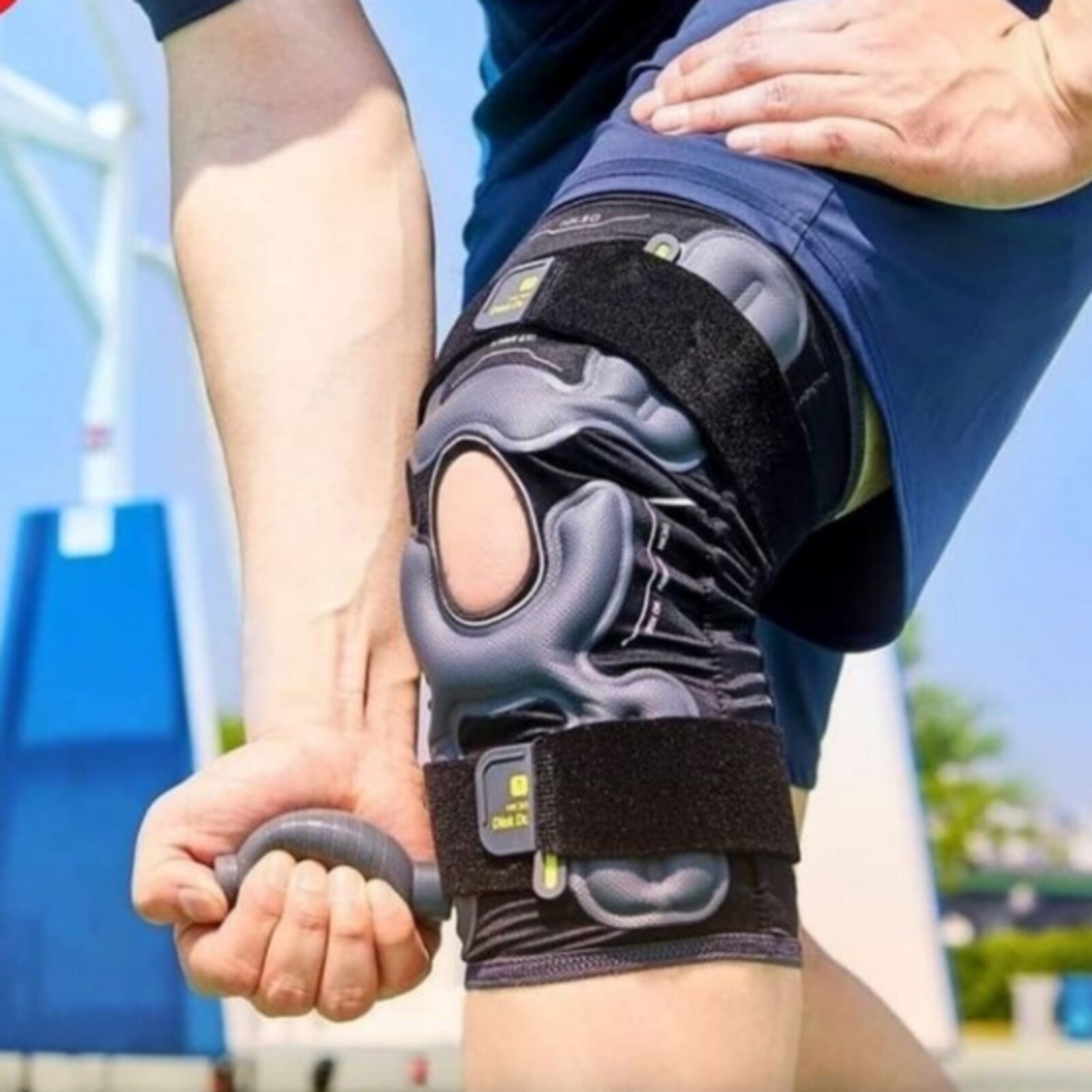 DDS AIR – Pneumatic Air Compression Knee Brace *REFURBISHED* Size: S, M, L, XL