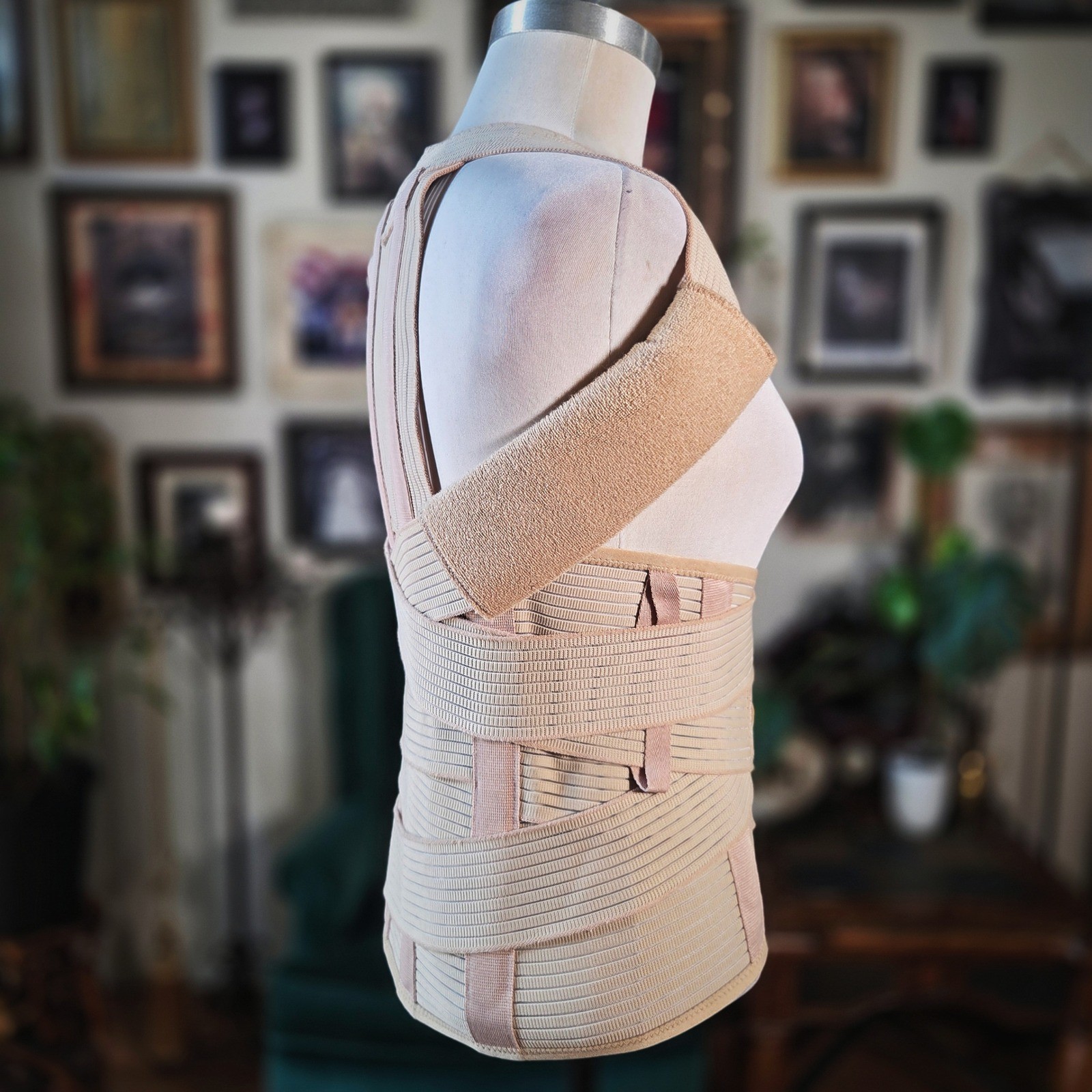 Neo-G Dorsolumbar Support Brace Back Posture Corrector Kyphosis Lumbar Medium M