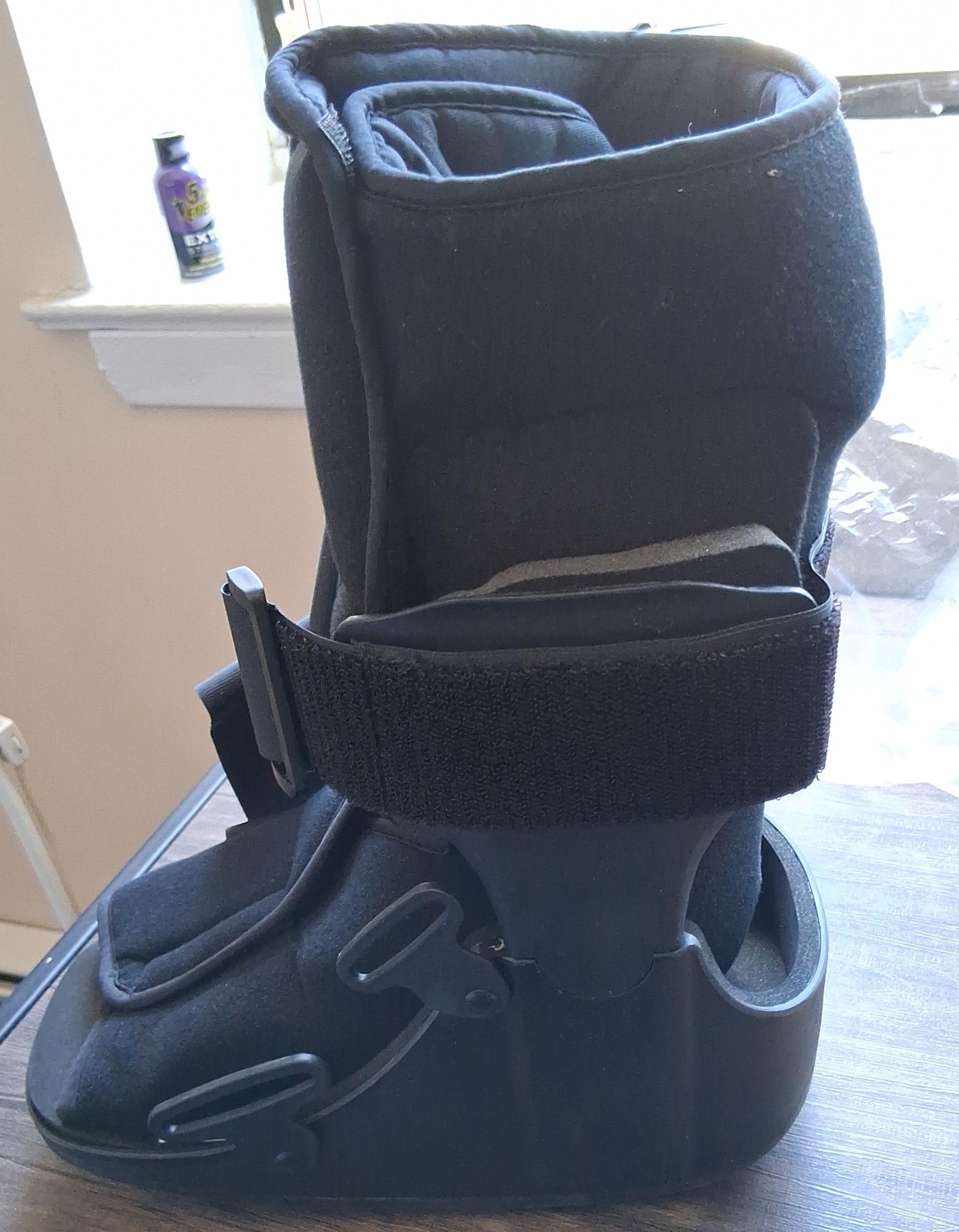 United Ortho Short Air Cam Walker Fracture Boot Small Black USA 14113 New OpenBx
