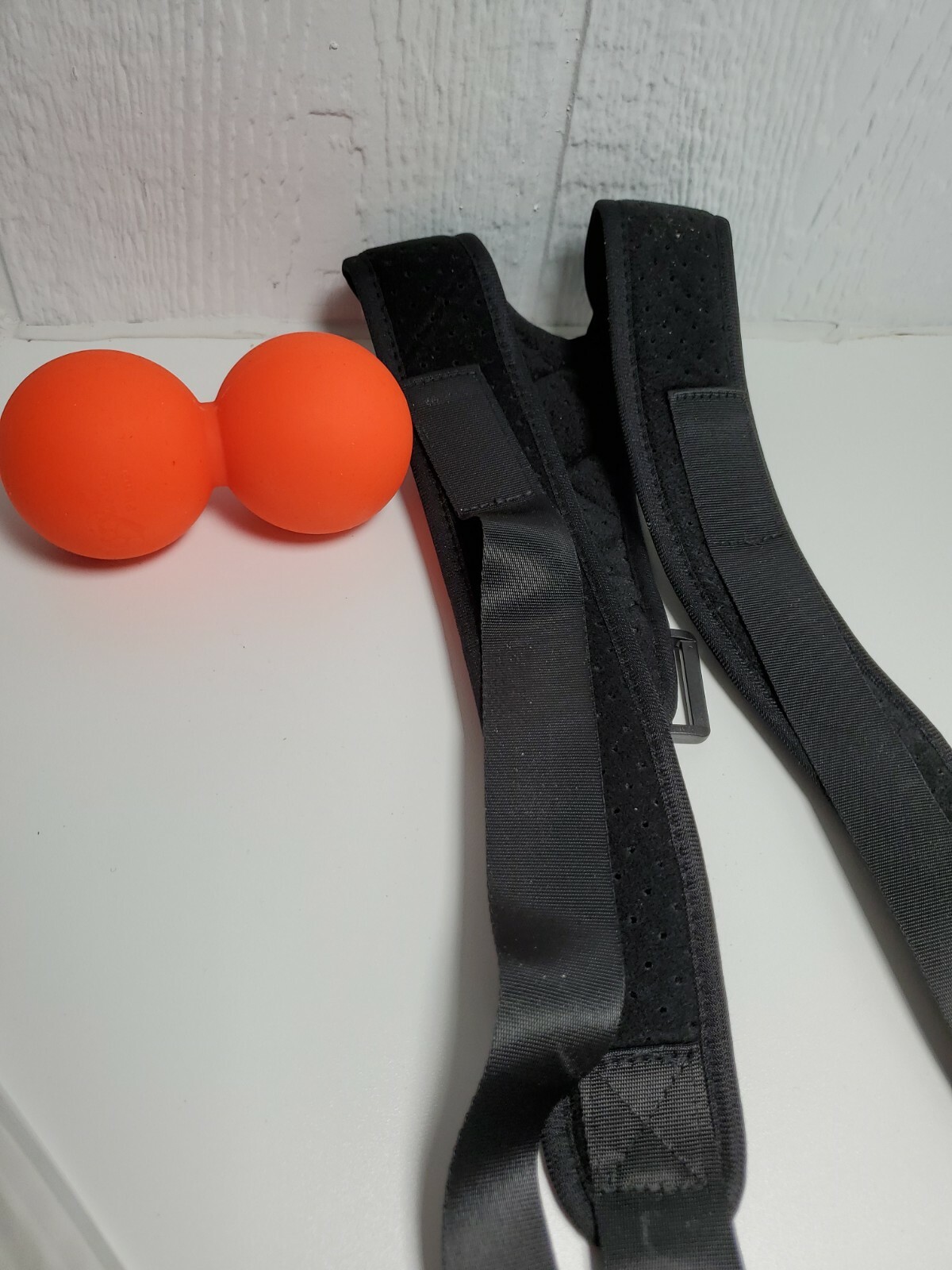 Posture Corrector with Peanut Ball, Posture Brace new no box free shipping