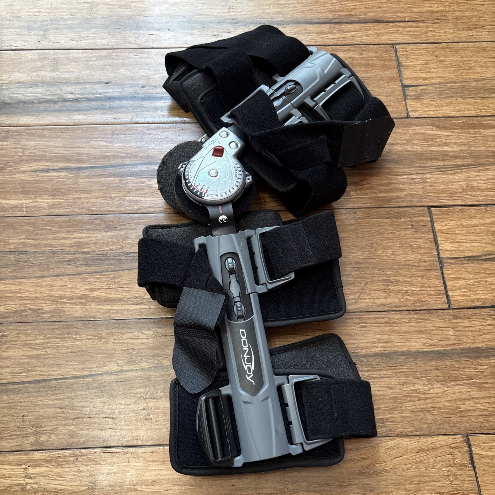 Donjoy X-Act ROM Post-Op Surgery Adjustable Knee Joint Brace